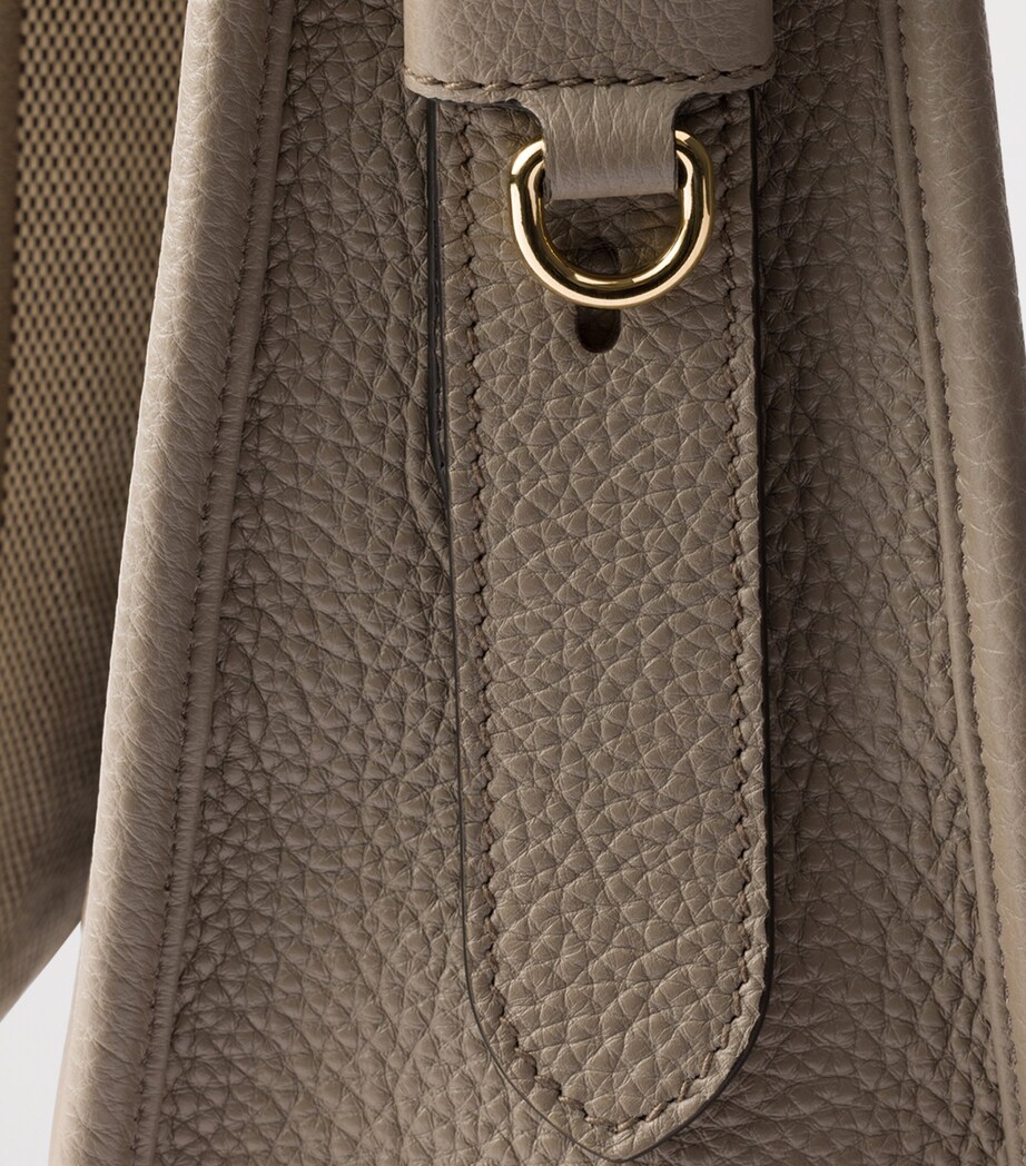 Medium Leather Shoulder Bag F03QH Image 5