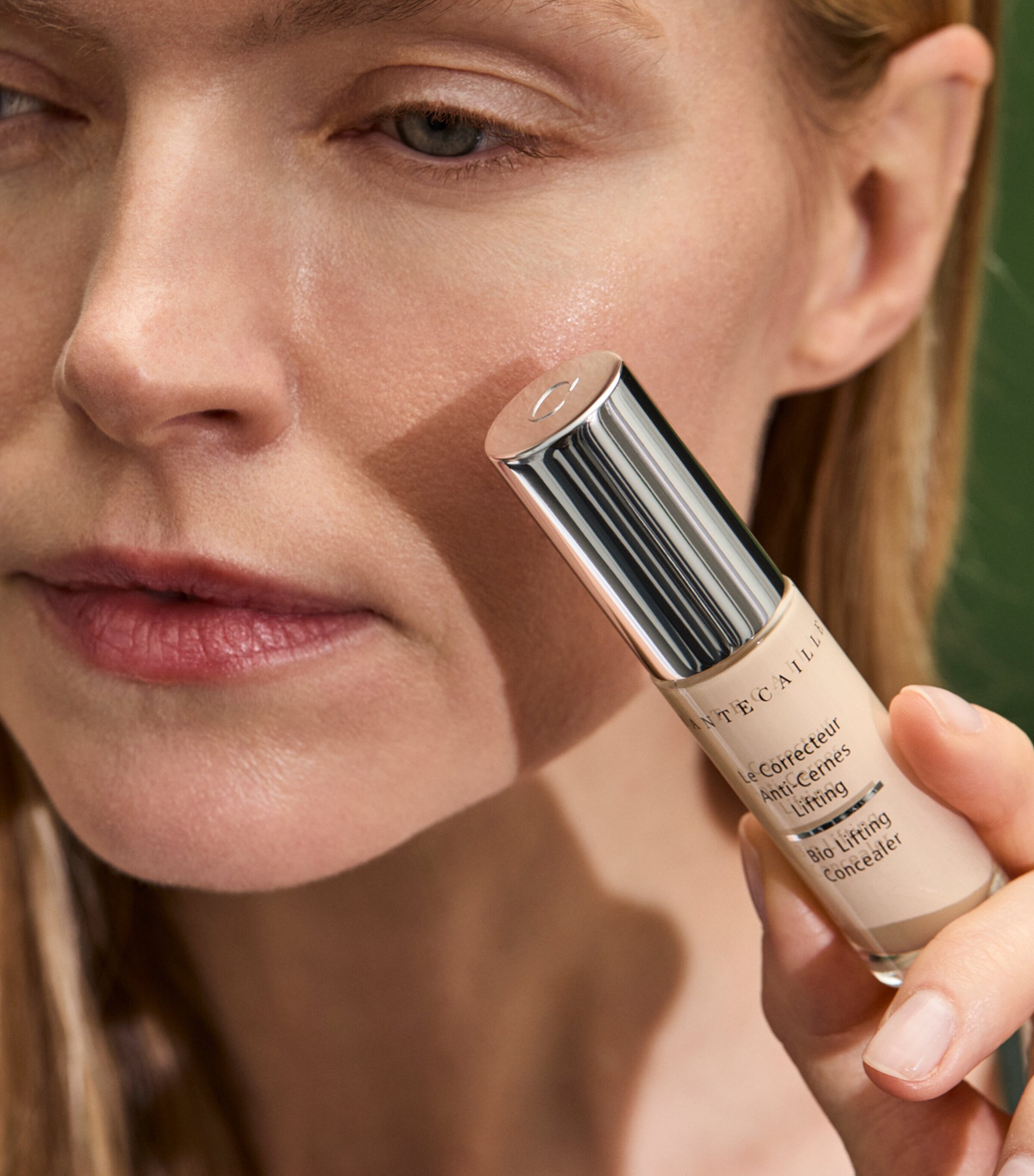 Chantecaille Bio Lifting Concealer Sand Image 9