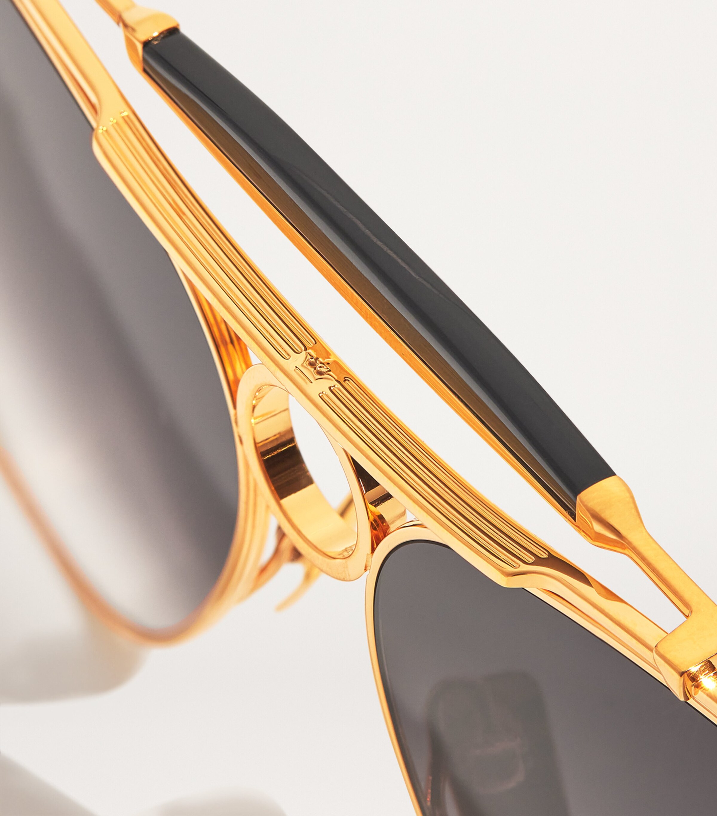 Aspen Aviator Sunglasses GOLD Image 6