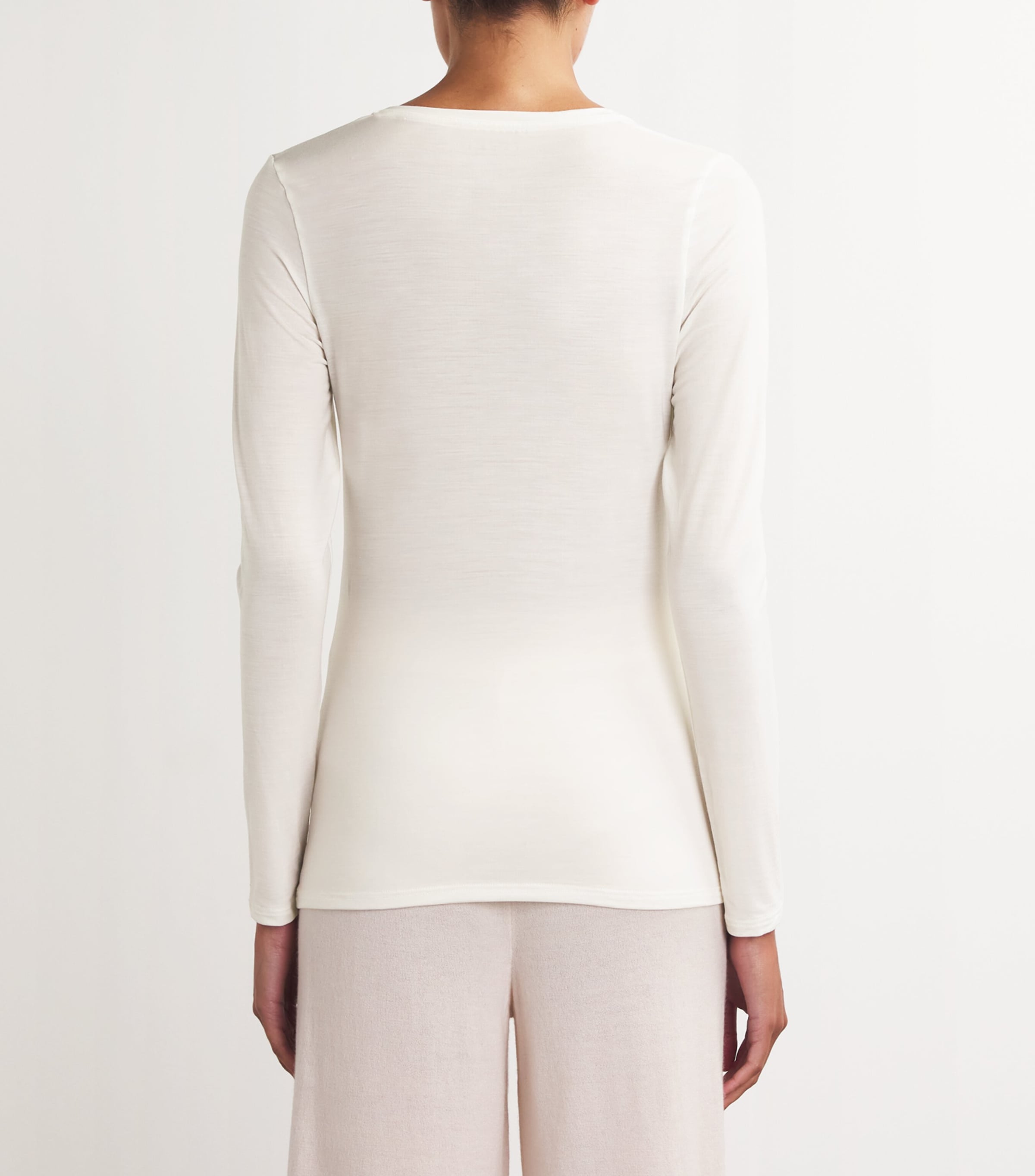 Falke Womens Long-Sleeve Daily ClimaWool T-Shirt Off White Image 4