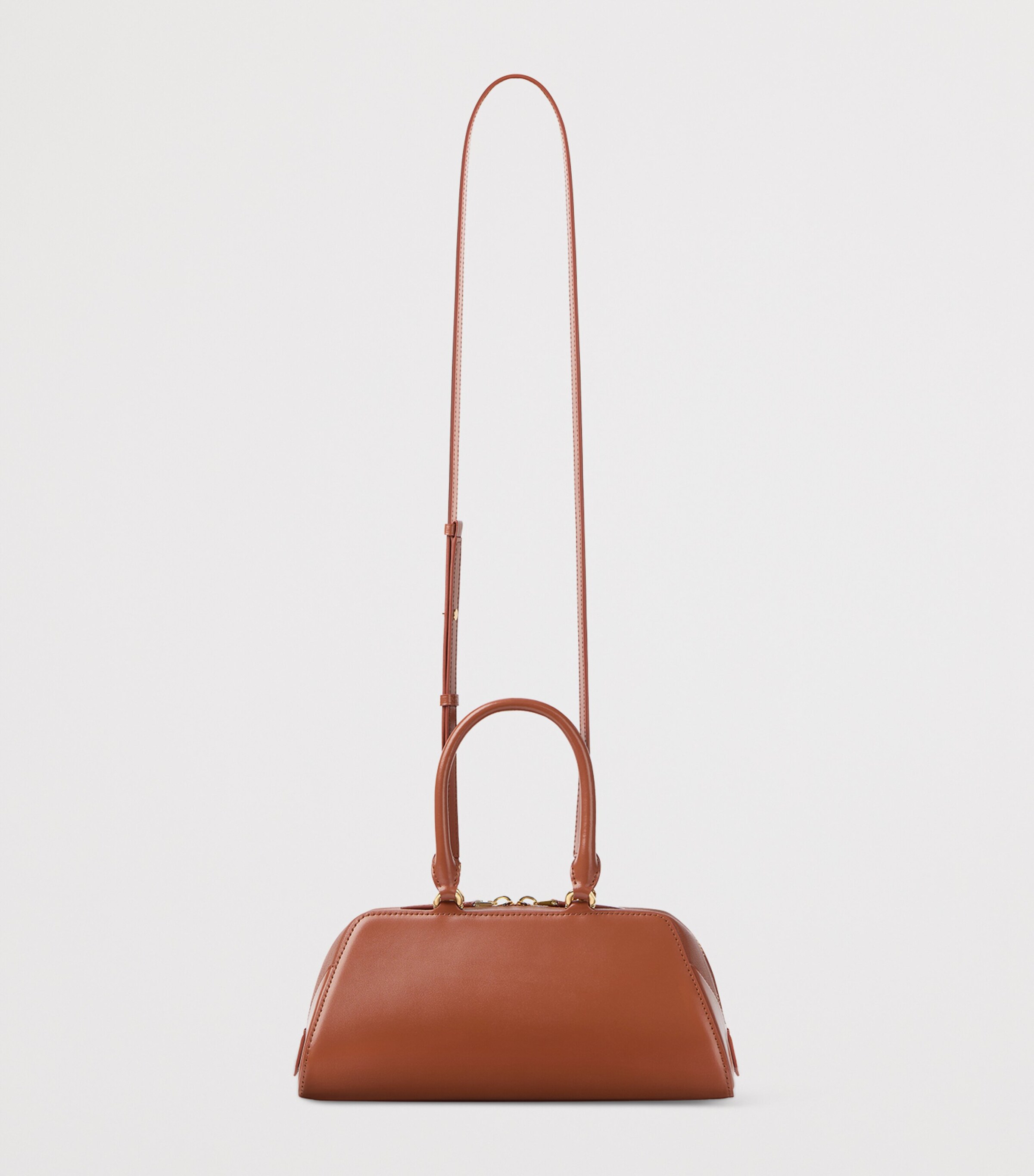 Small Leather Antigona East-West Top-Handle Bag CARAMEL BROWN Image 4