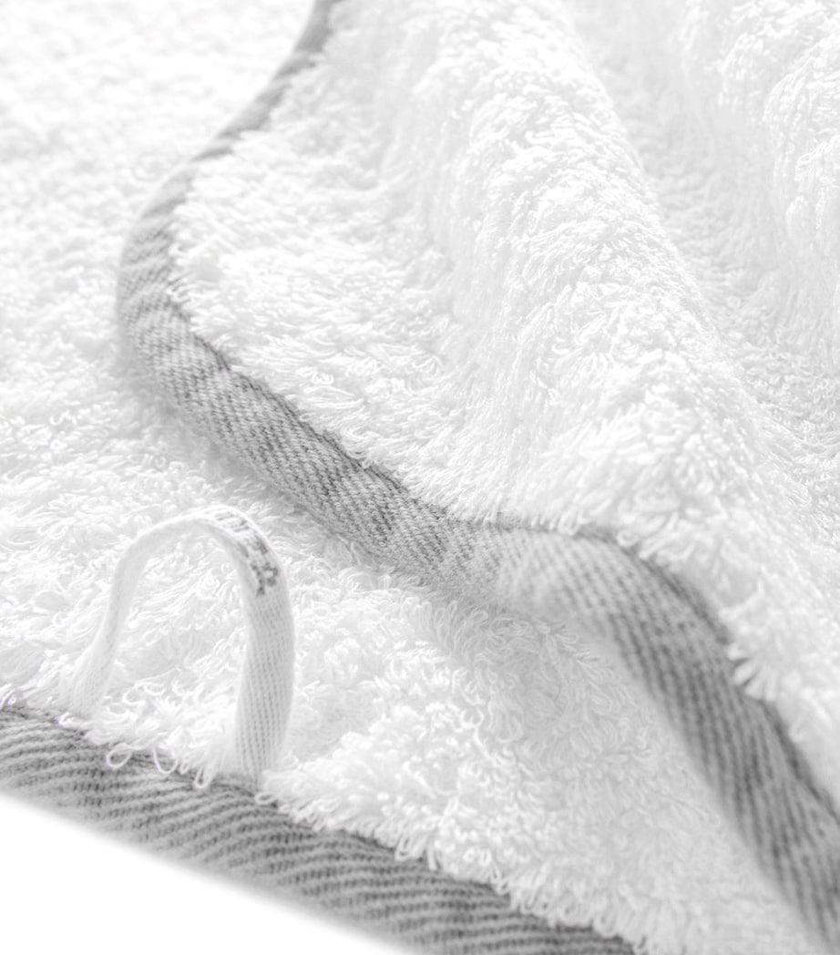 GRACCIOZA Egyptian Cotton Portobello Hand Towel (50cm x 100cm) White/silver Image 5
