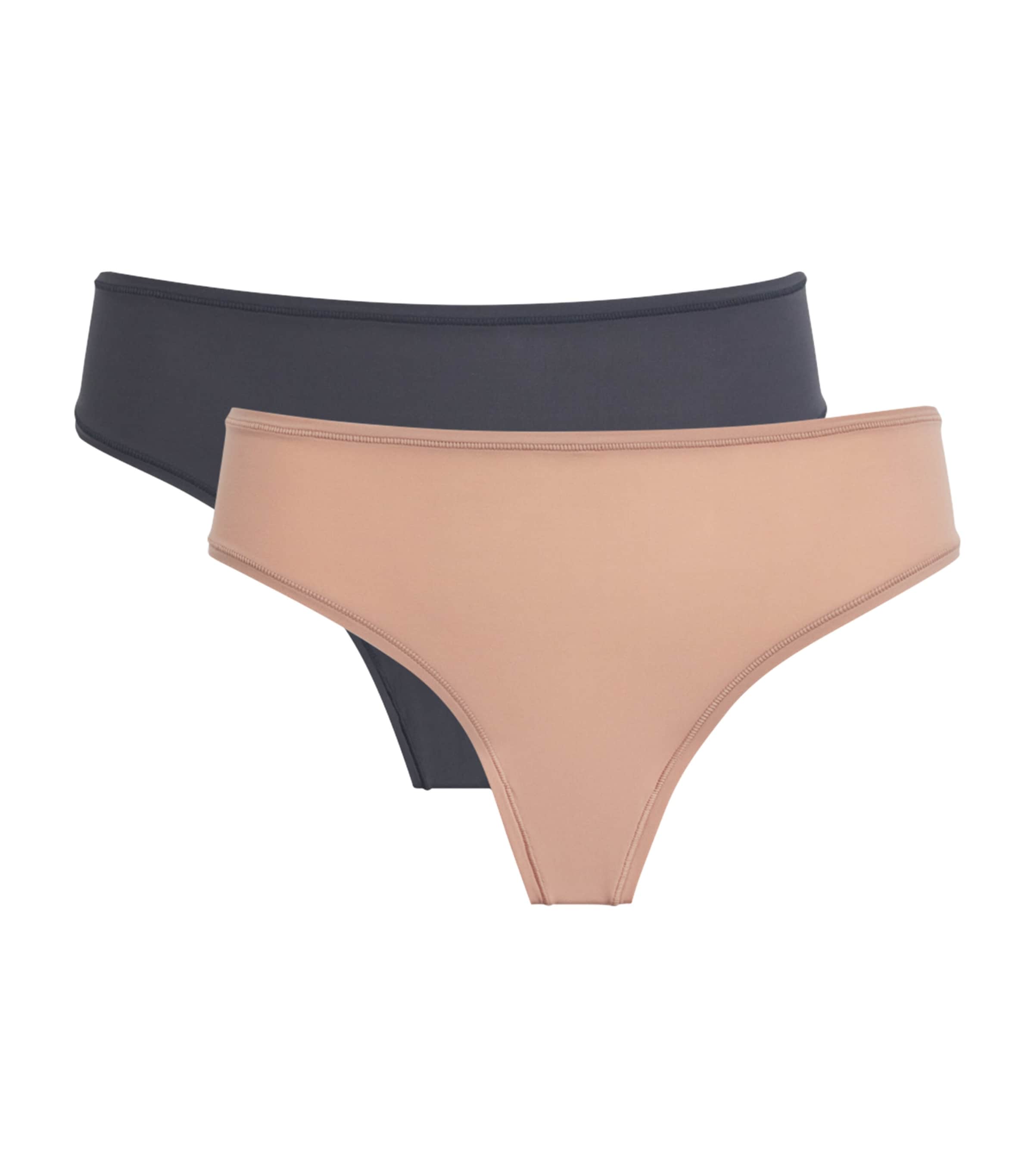Skims Fits Everybody Thong In Neutral