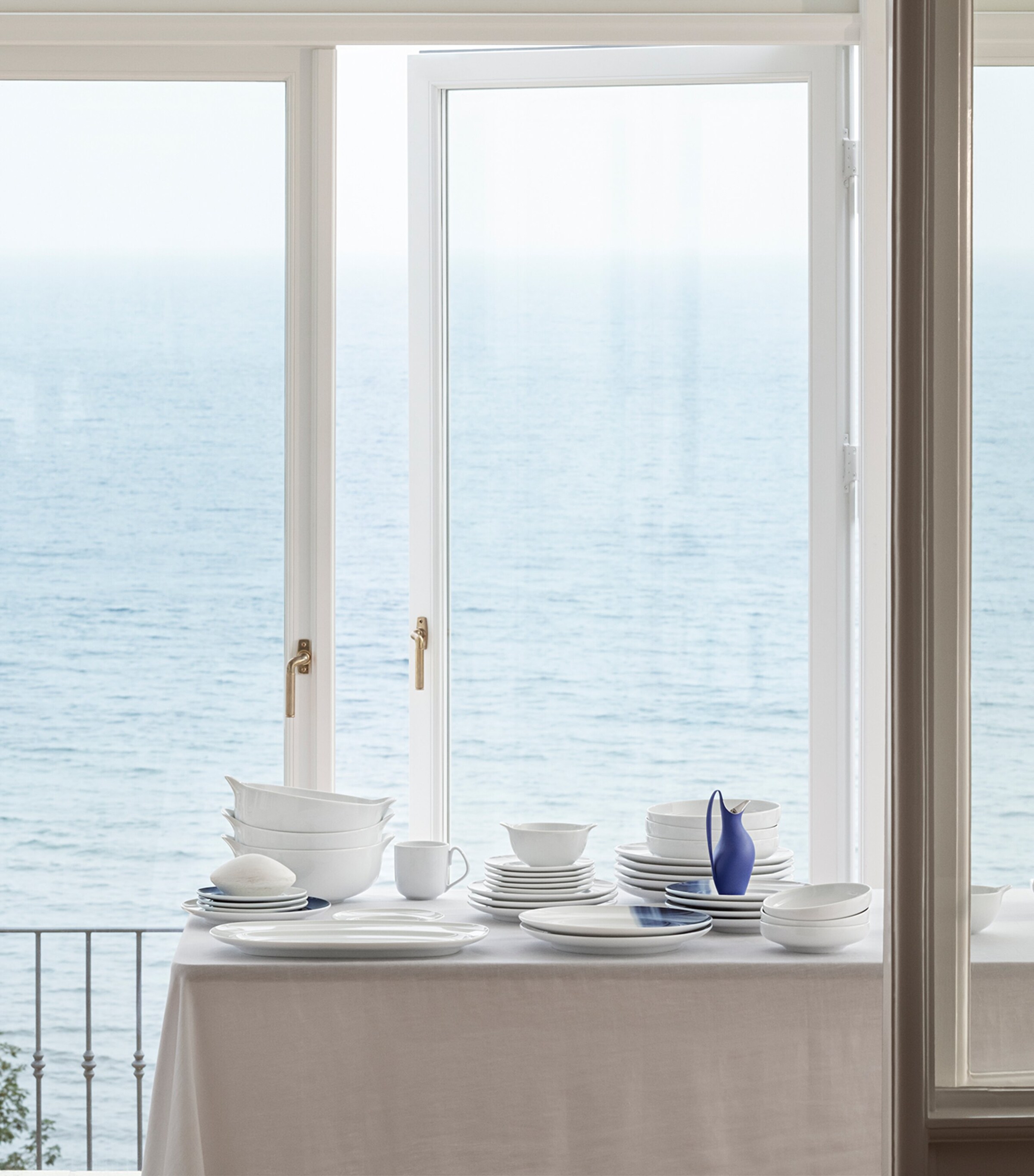 Georg Jensen Large Koppel Serving Bowl (22cm) White Image 4