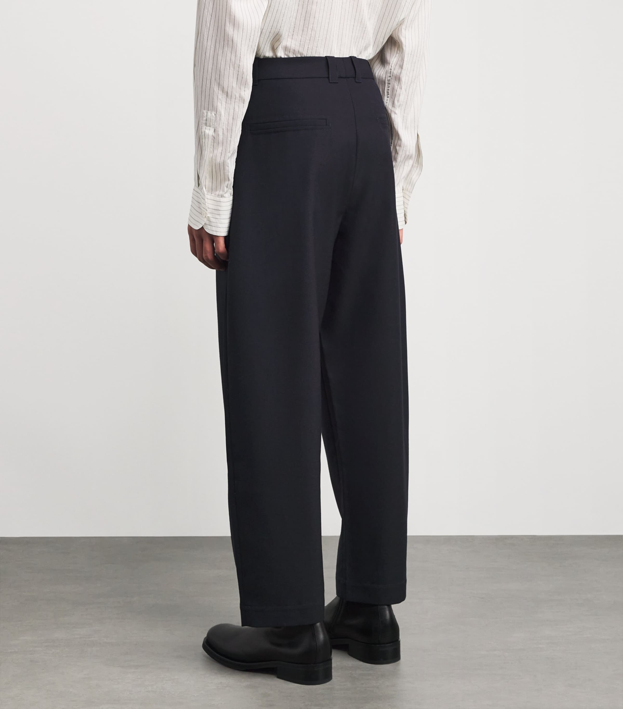 Wool Curved Tapered Trousers DARKEST NAVY Image 4