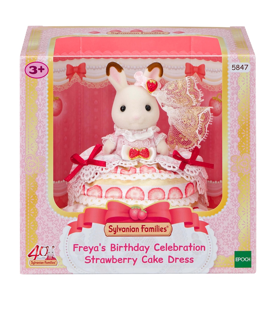 Sylvanian Families Freya's Birthday Celebration Strawberry Cake Dress Image 4