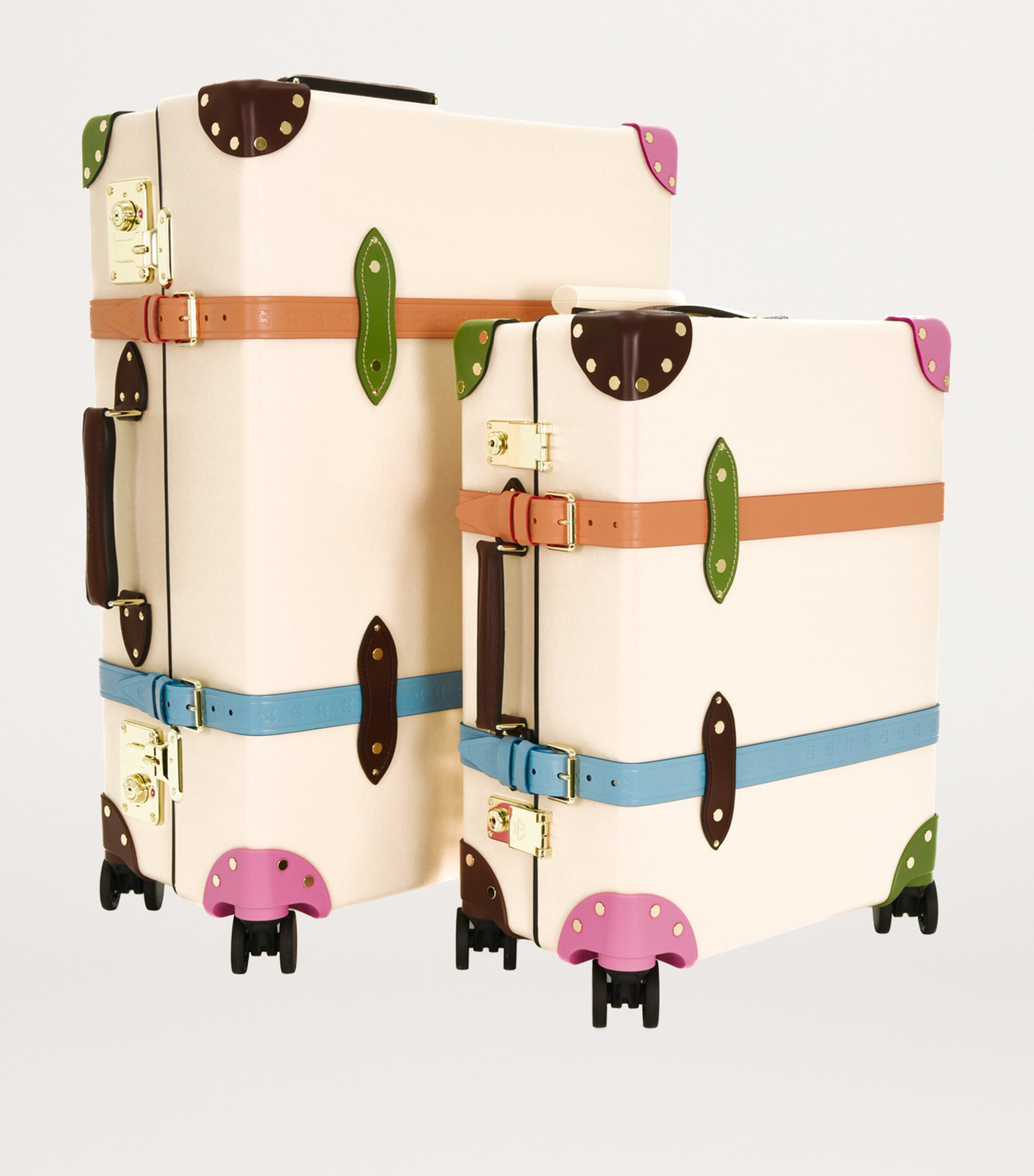 Globe-Trotter Ivory x GOLF Le FLEUR* 4-Wheel Suitcase (56cm