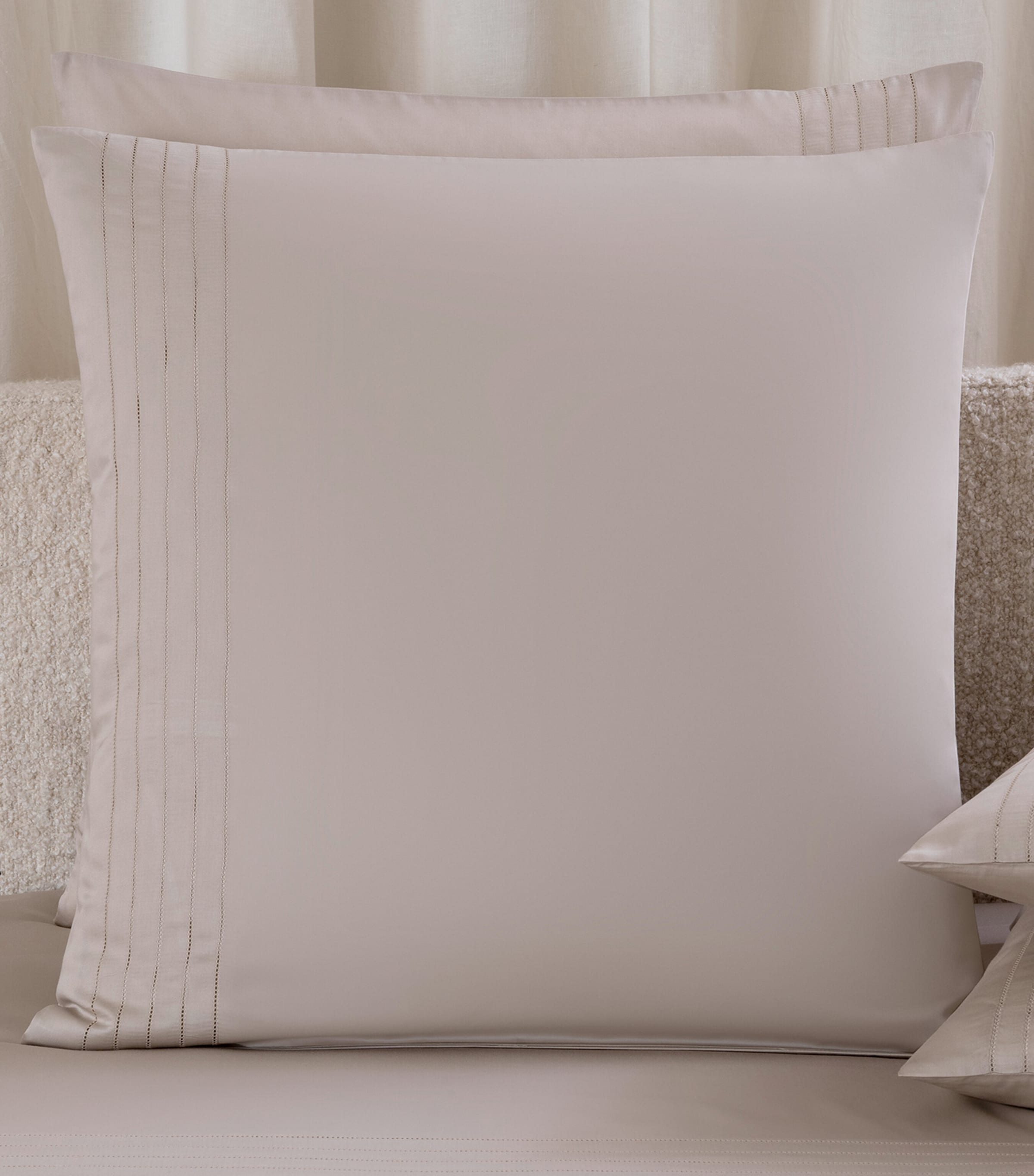 Frette Lush Ajour Pillowcase Set Greige Image 1