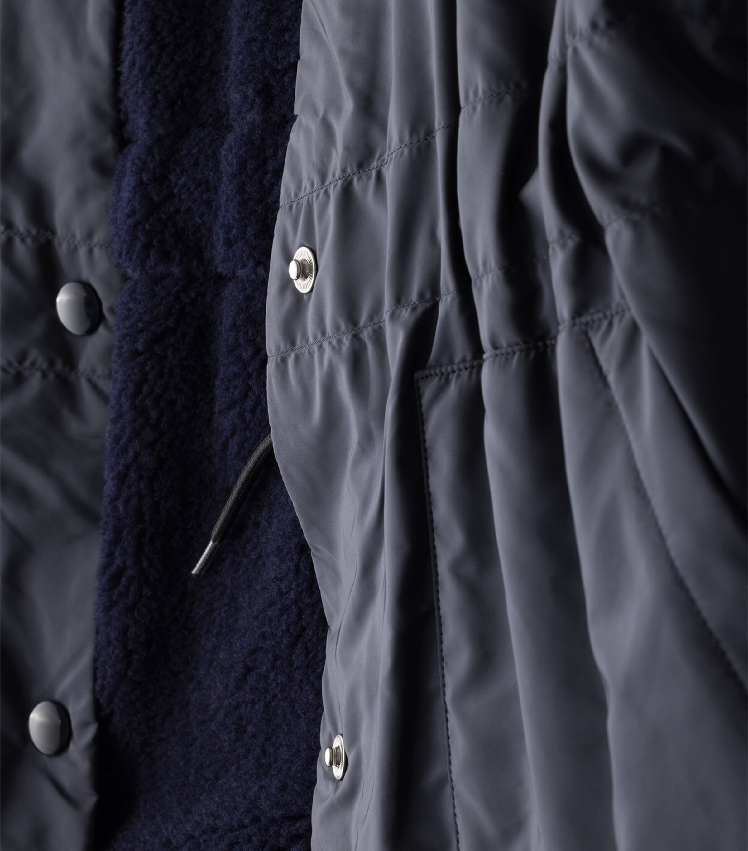 Re-Nylon Raincoat F0008 Image 7