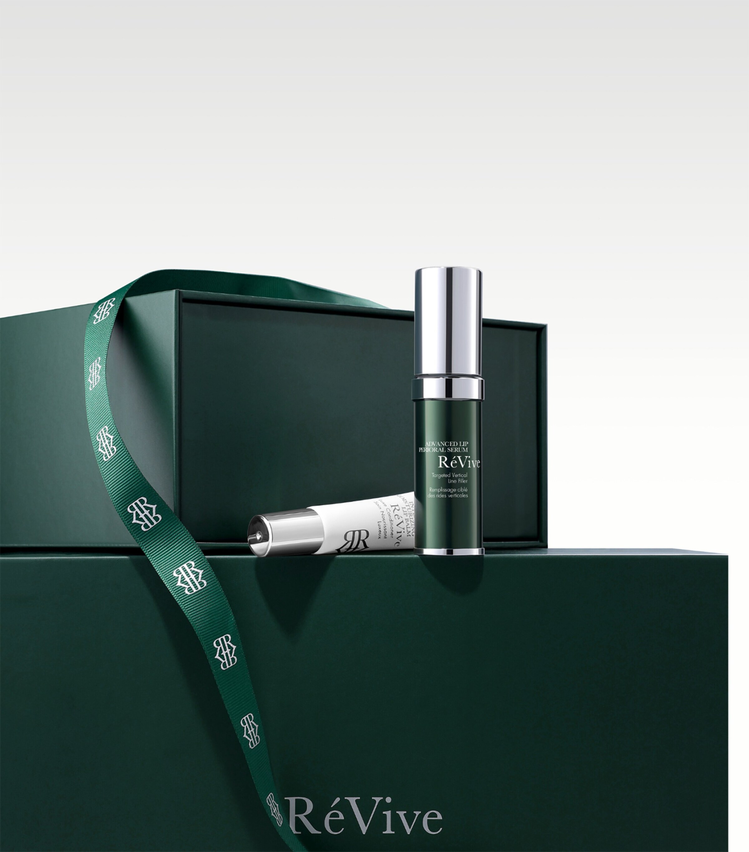 RéVive Lip Care Ritual Skincare Gift Set Image 4