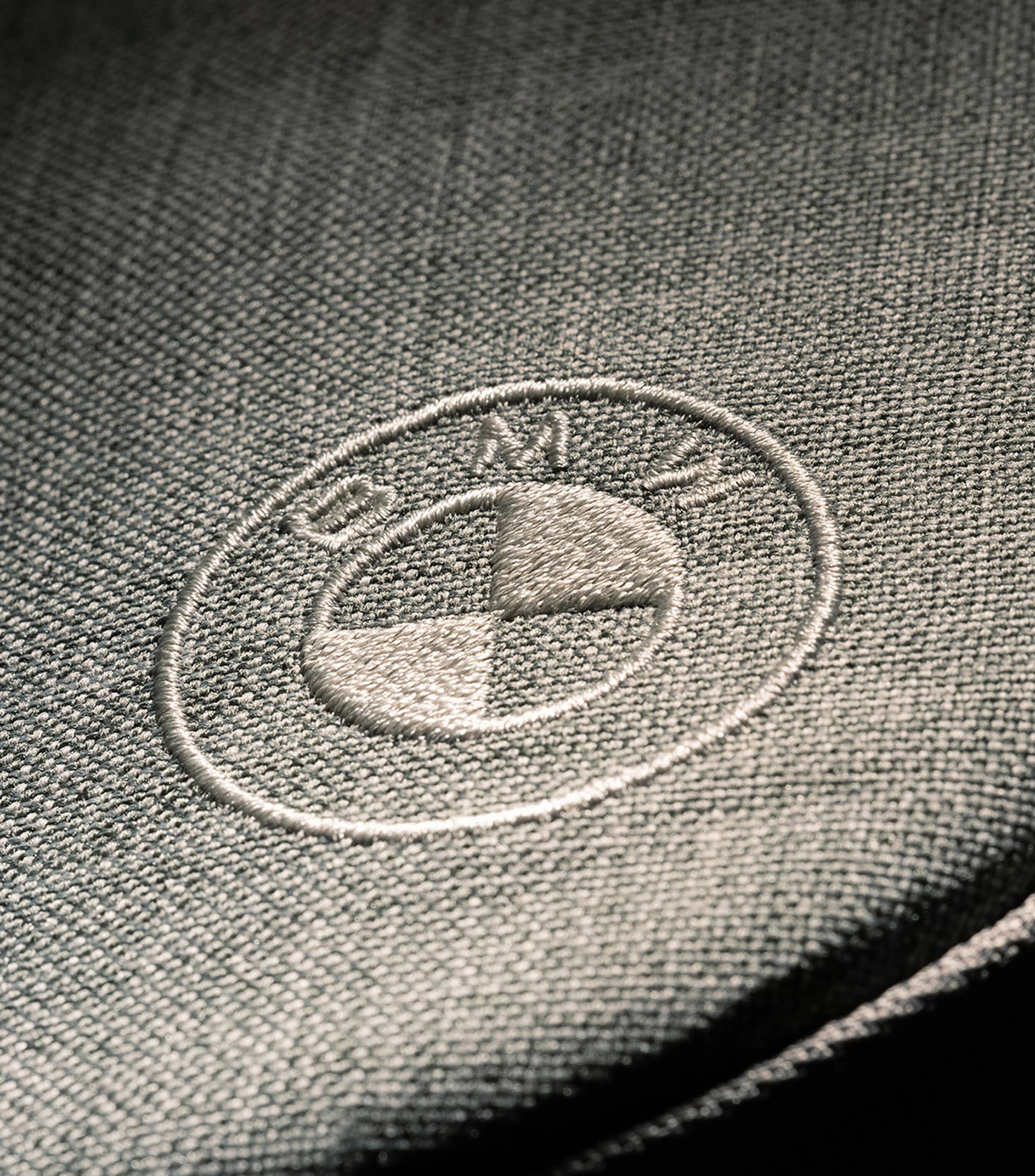 x BMW LYTL Carry Cot GRAPHENE Image 6