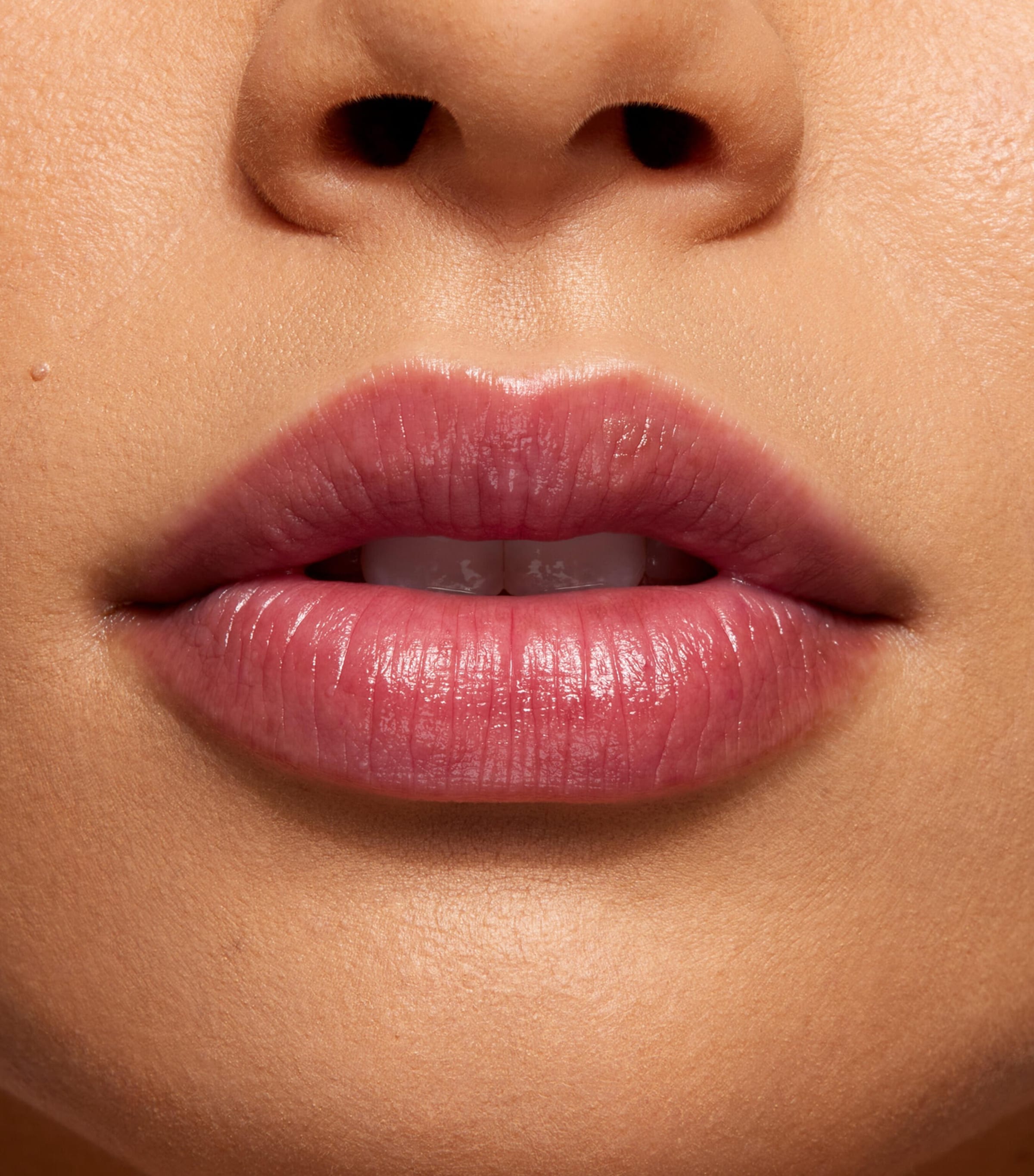 Kylie Cosmetics Cloud Balm Tinted Image 3
