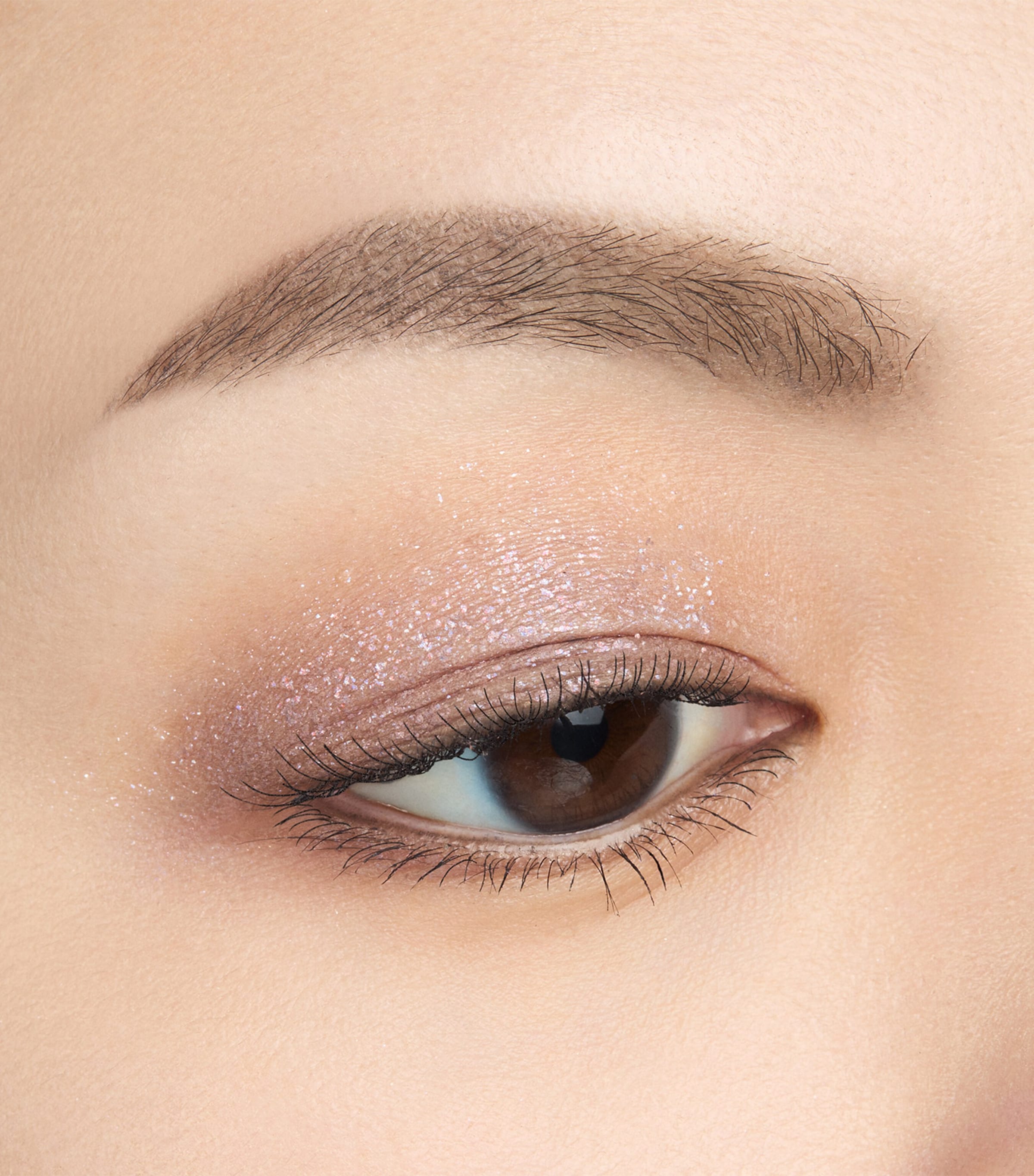 Liquid Luster Eye Liquid Eyeshadow 03 Image 3