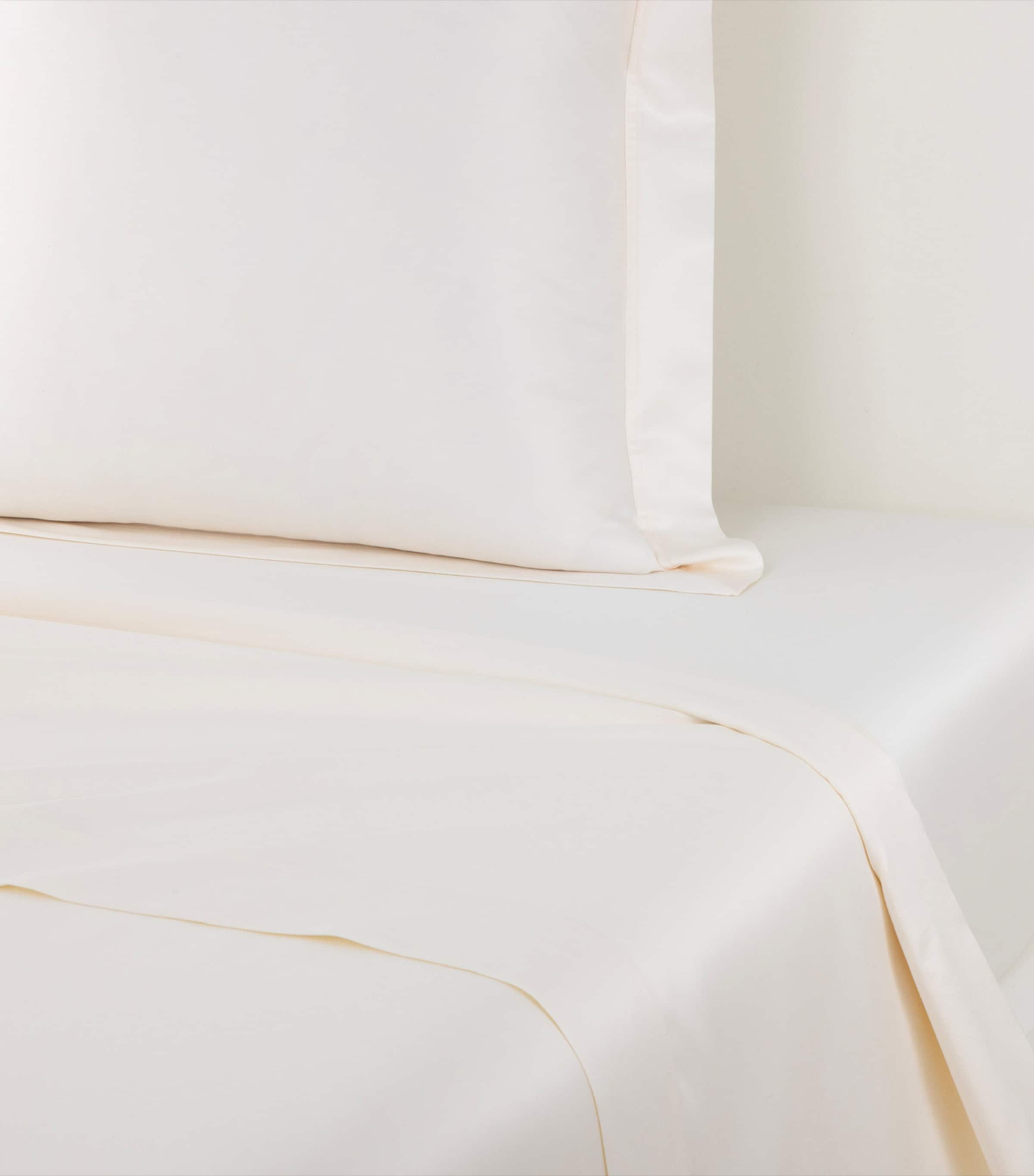 Egyptian Cotton Emperor Flat Sheet (300cm x 320cm) CREME Image 2