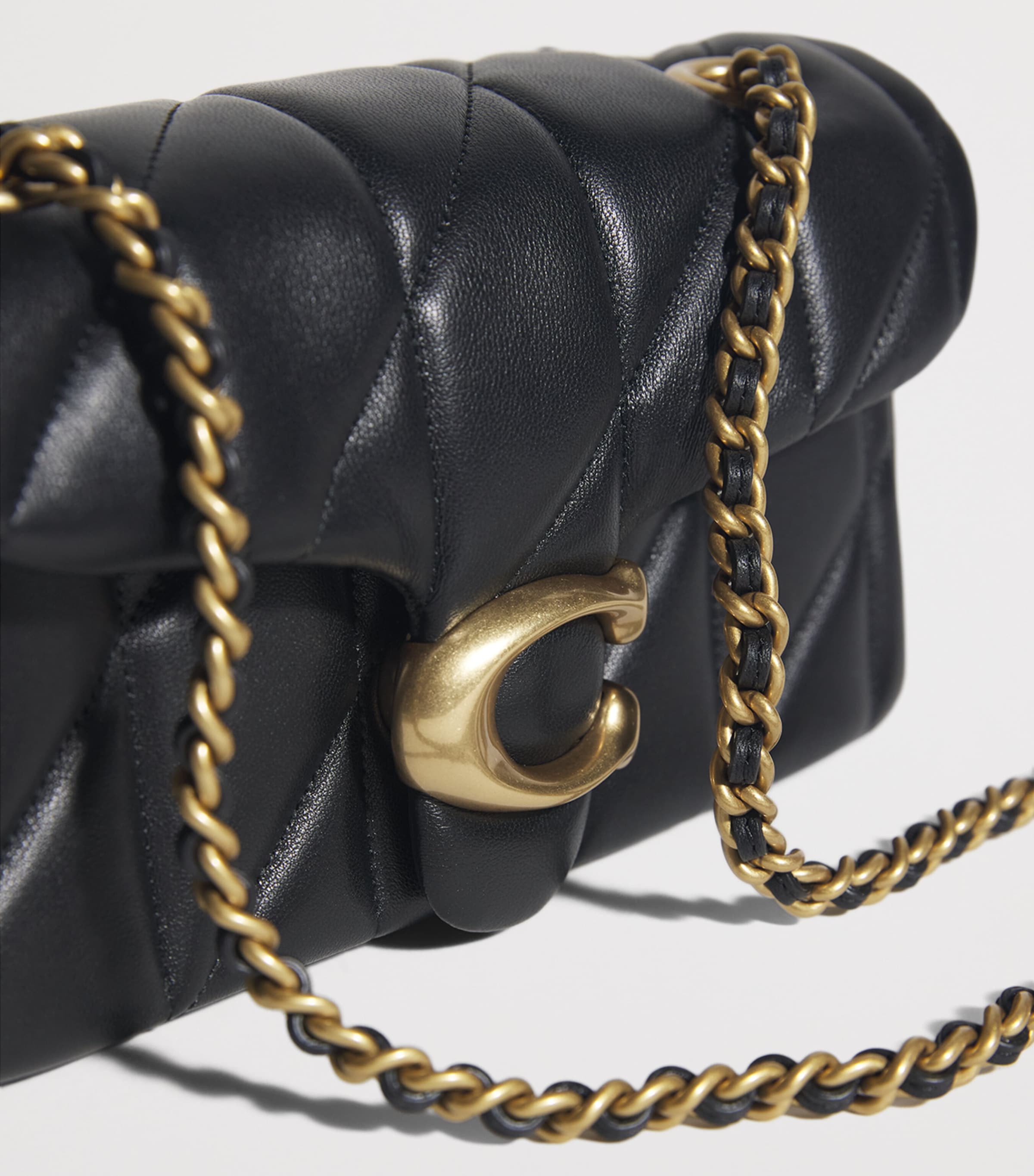 バッグ COACH handbag leather BLACK GOLD Coach Black Quilted Leather Tabby 20 Shoulder Bag | Harrods IS