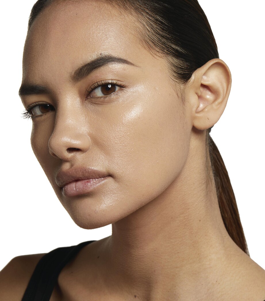 Touche Éclat Le Teint Foundation B60 BEIGE Image 3