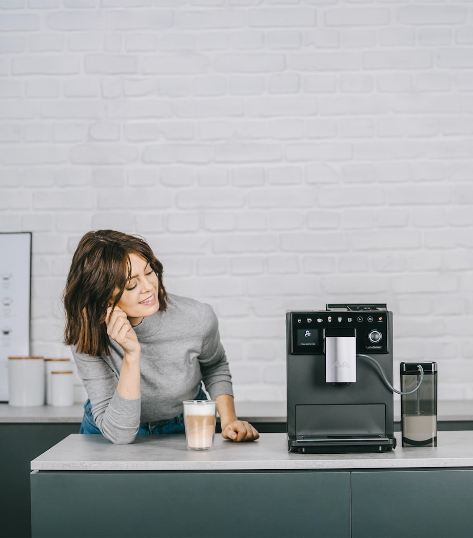 Automatic Bean to Cup Coffee Machine FROSTED BLACK Image 7