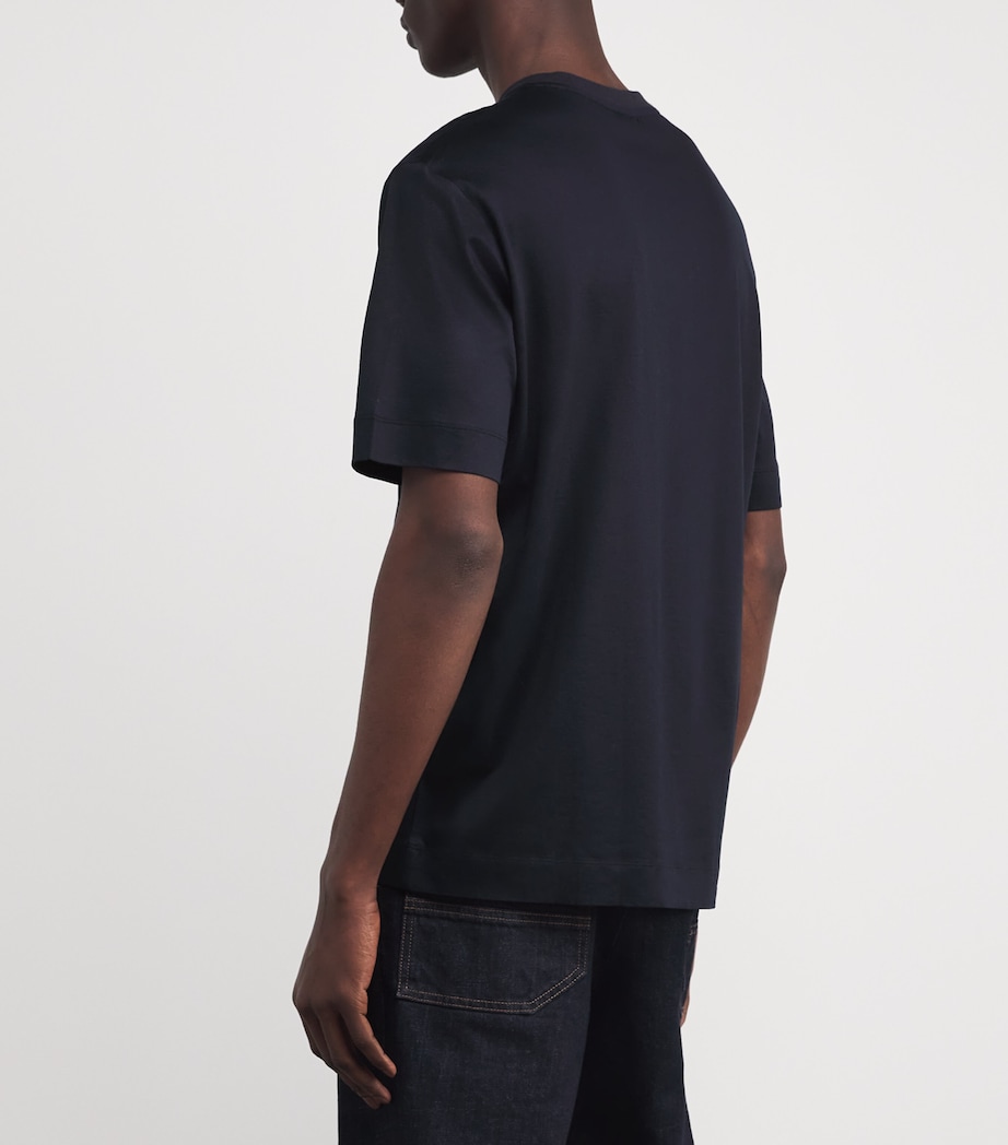 Embossed-Eagle Logo T-Shirt UB118 Image 4