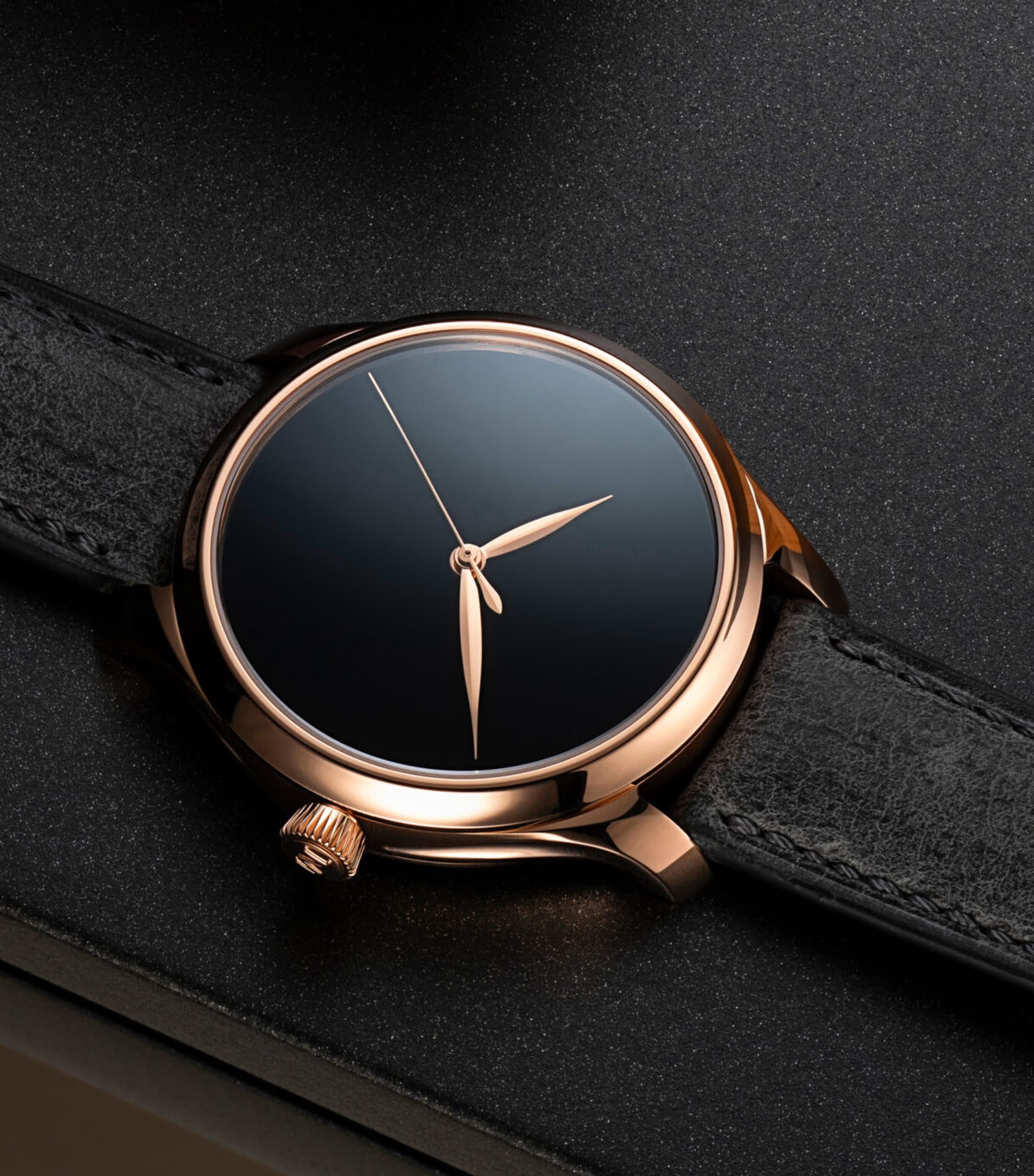 Rose Gold Endeavour Centre Seconds Concept Watch 40mm BLACK Image 2