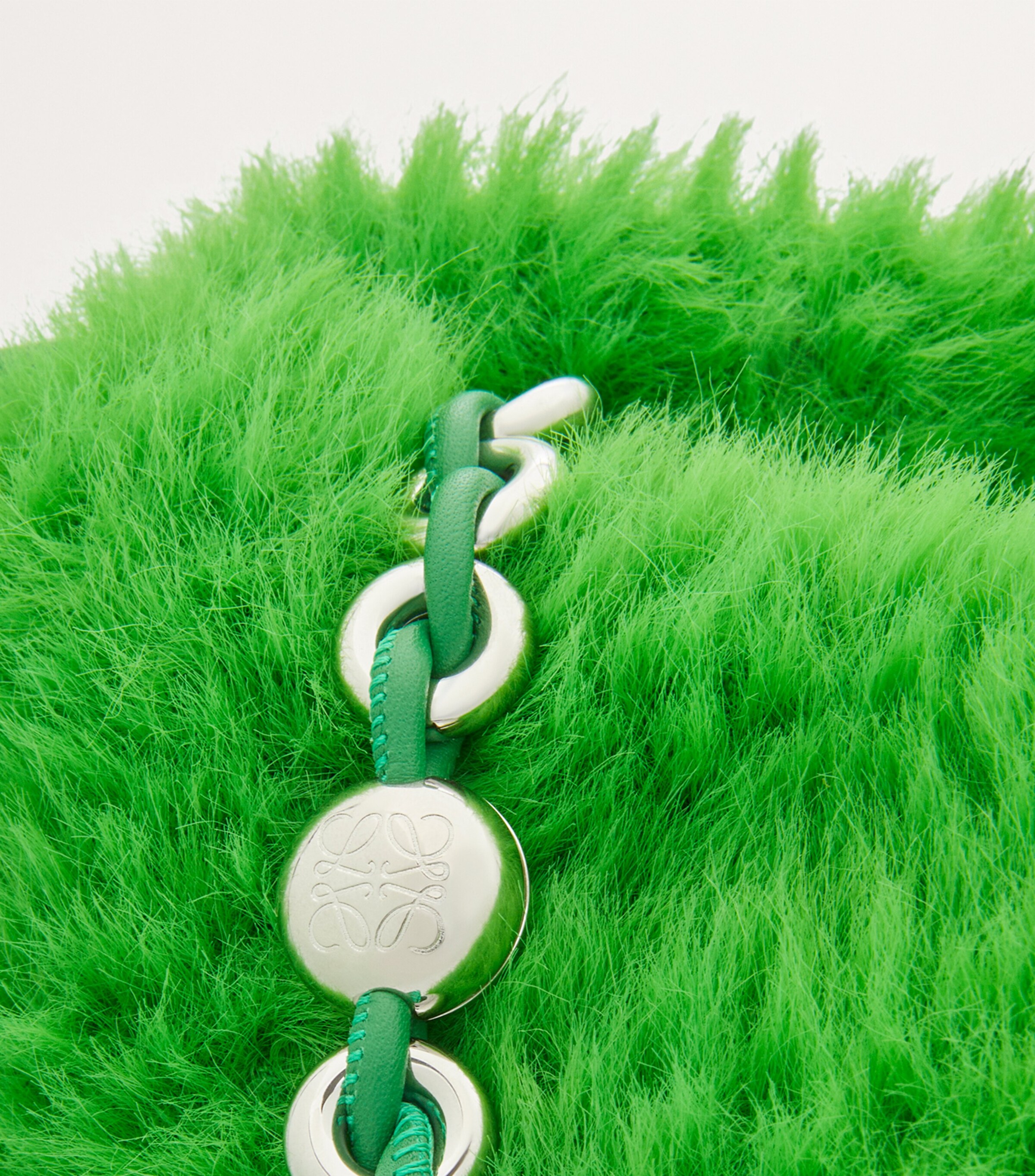 やまにゃんLOEWE オリーブグリーン ファークラッチバッグ LOEWE ロエベ クラッチバッグ 3WAY/ショルダーバッグ/FLAMENCO CLUTCH