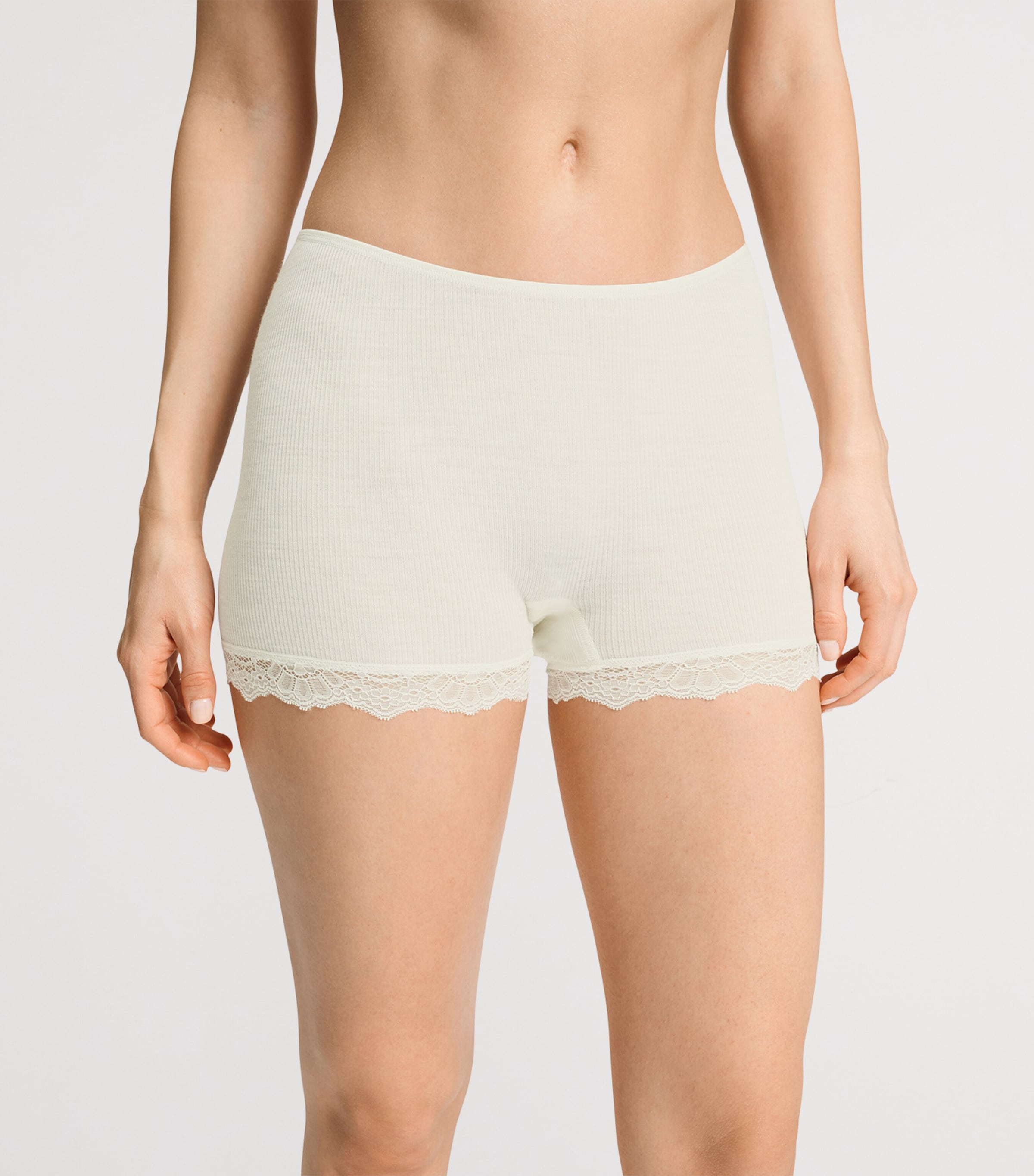 Hanro Womens Wool-Silk Boy Shorts Misty White Image 3