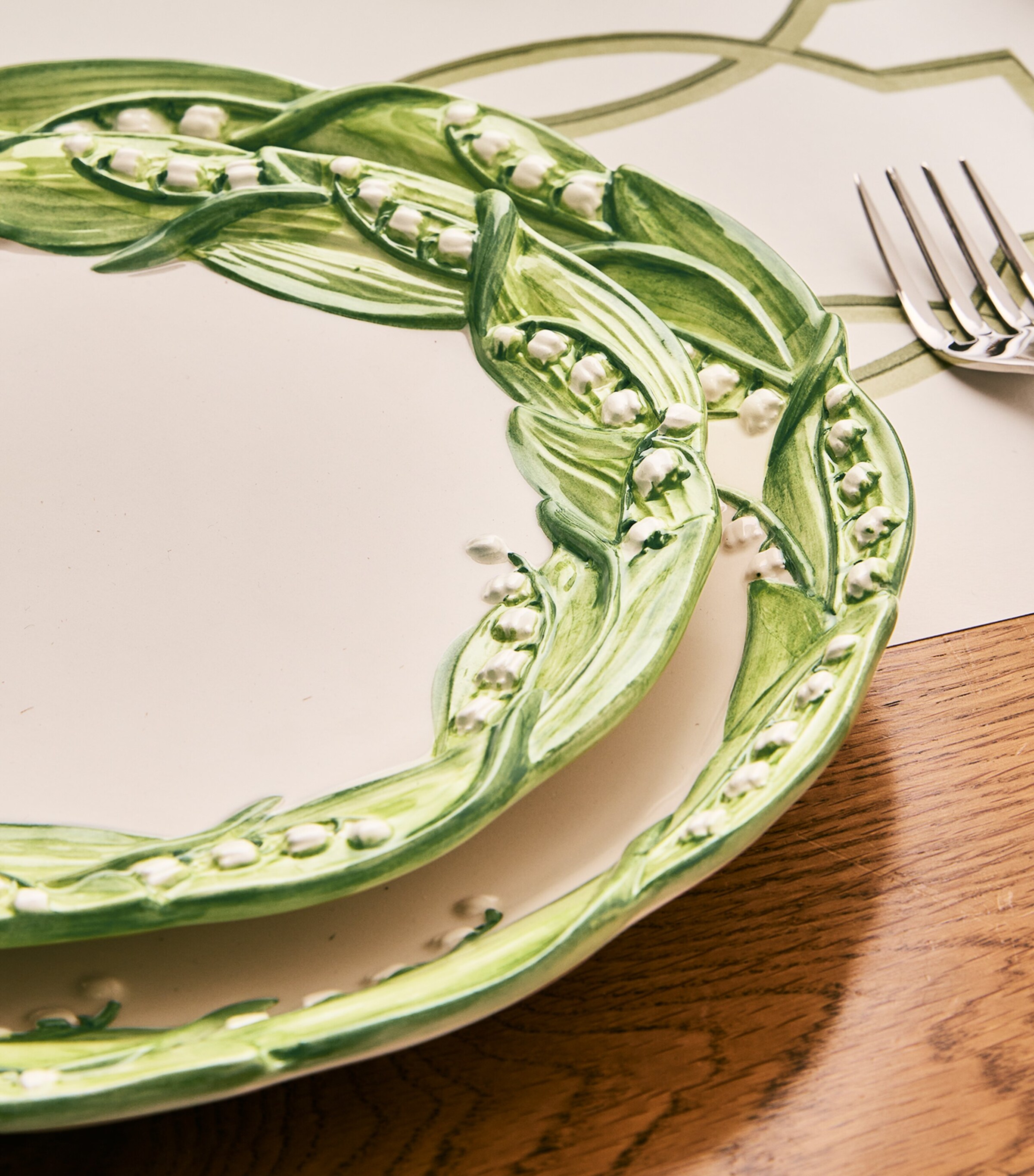 Lilly of the Valley Dinner Plate (21cm) WHITE/GREEN Image 4
