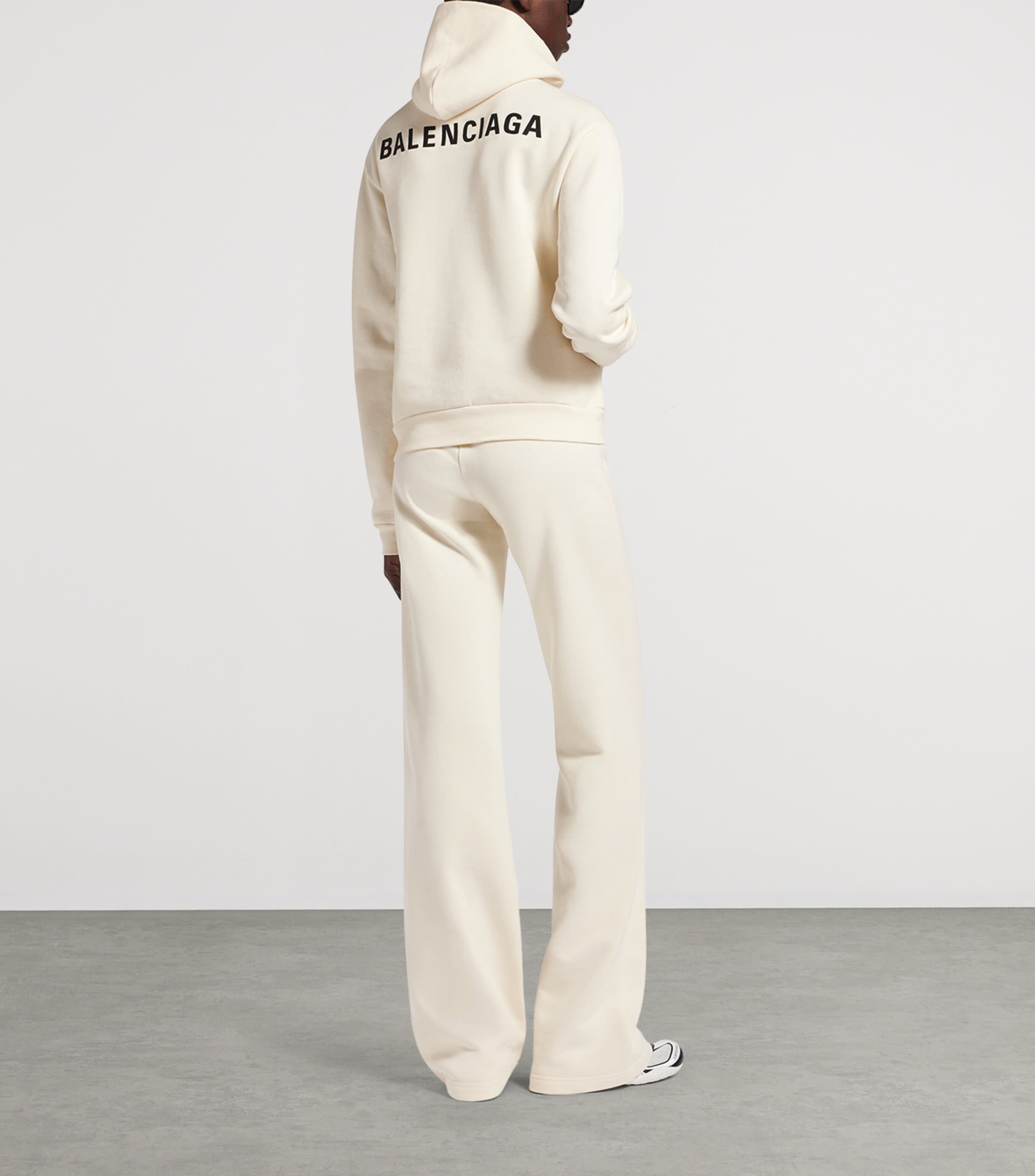 Balenciaga Womens Cotton Logo Wide-Leg Sweatpants Image 3
