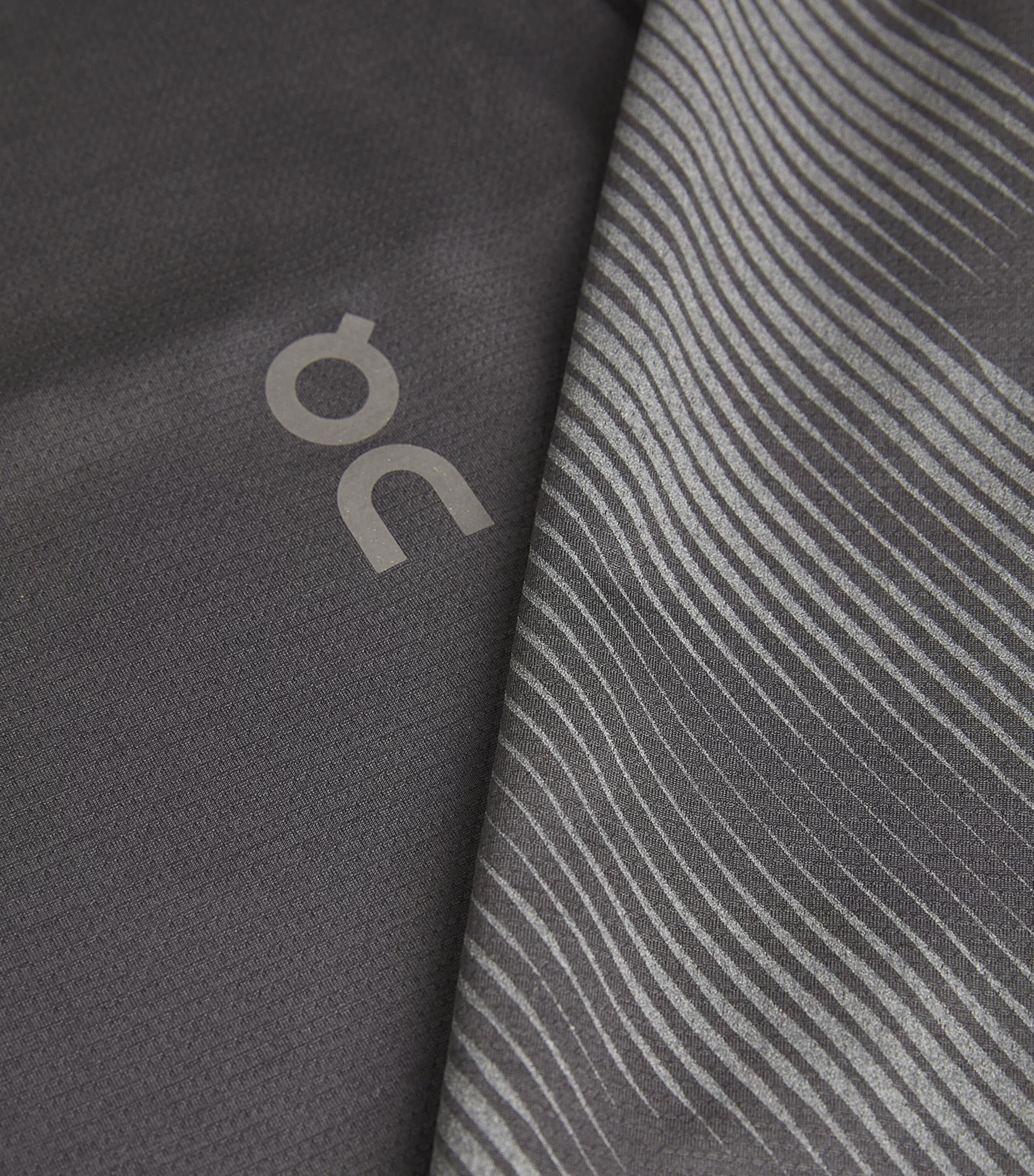 Lumos Performance Long-Sleeve T-shirt BLACK | IRON Image 5