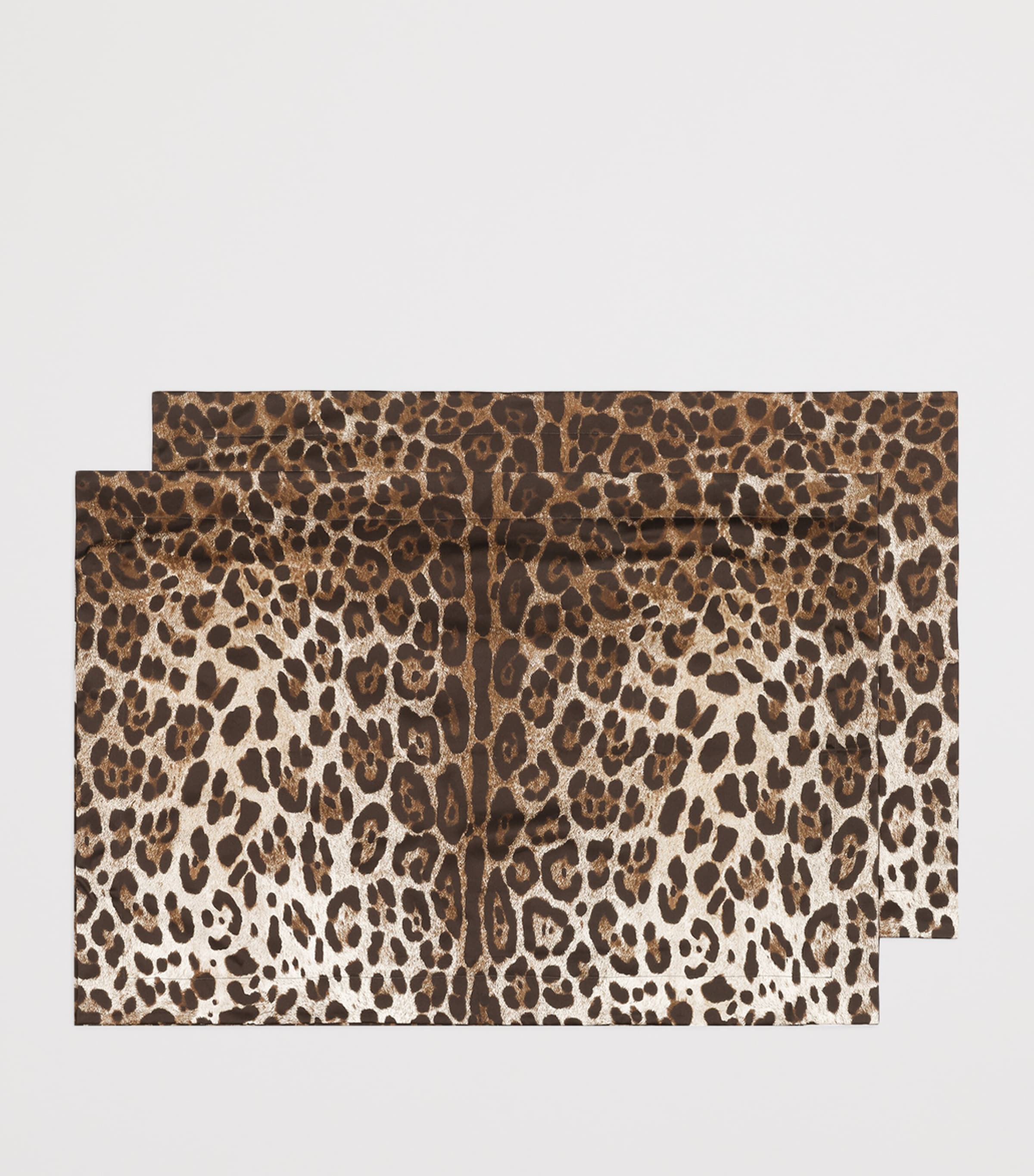 Dolce&Gabbana Casa Set of 2 Cotton Leopard Pillowcases (60cm x 90cm) Leopardo Image 2