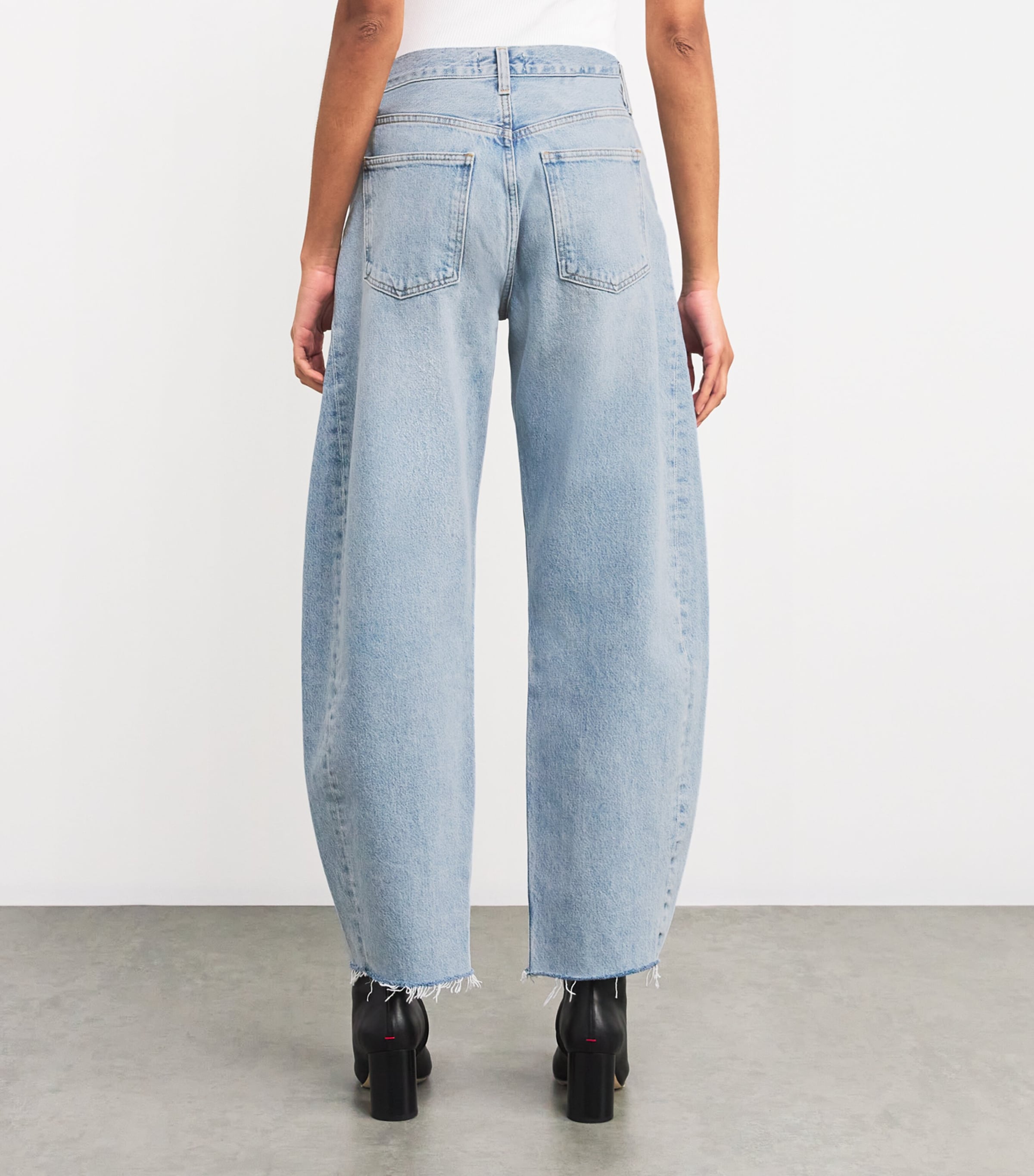 Luna Wide-Leg Jeans VOID (LT INDIGO) Image 4