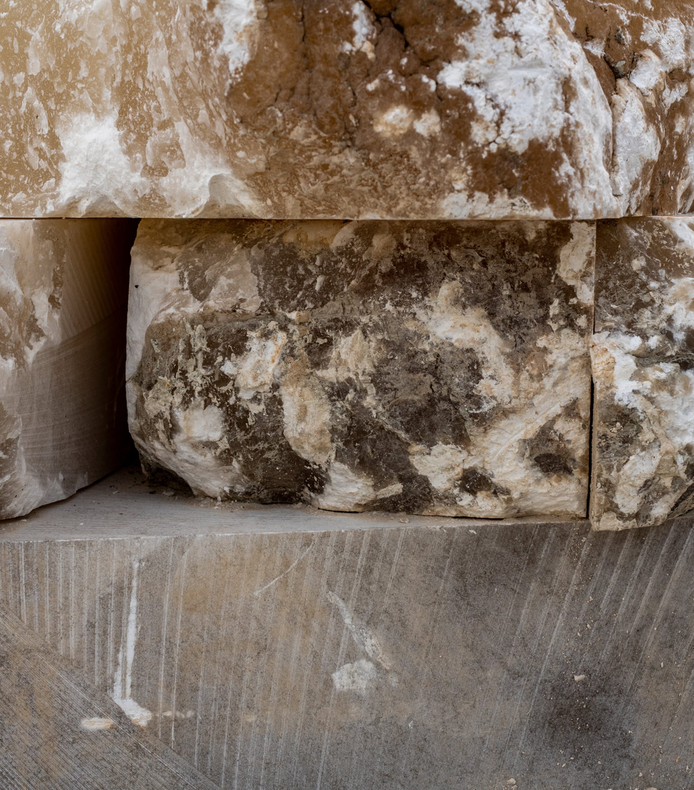 Alabaster Abd El Kader Candle (270g) WHITE Image 4