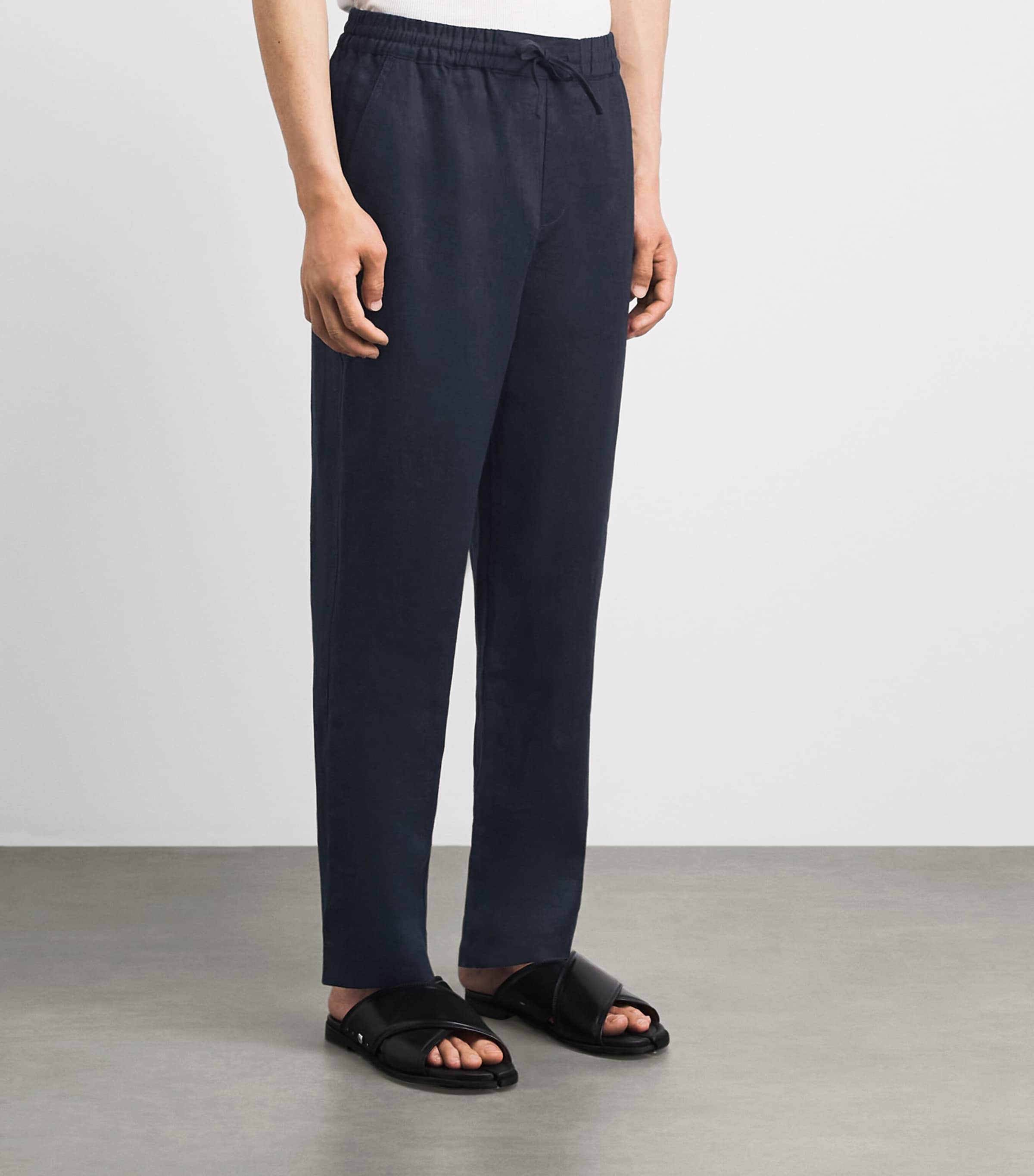 CHÉ Mens Linen Avila Straight Trousers Navy Image 4