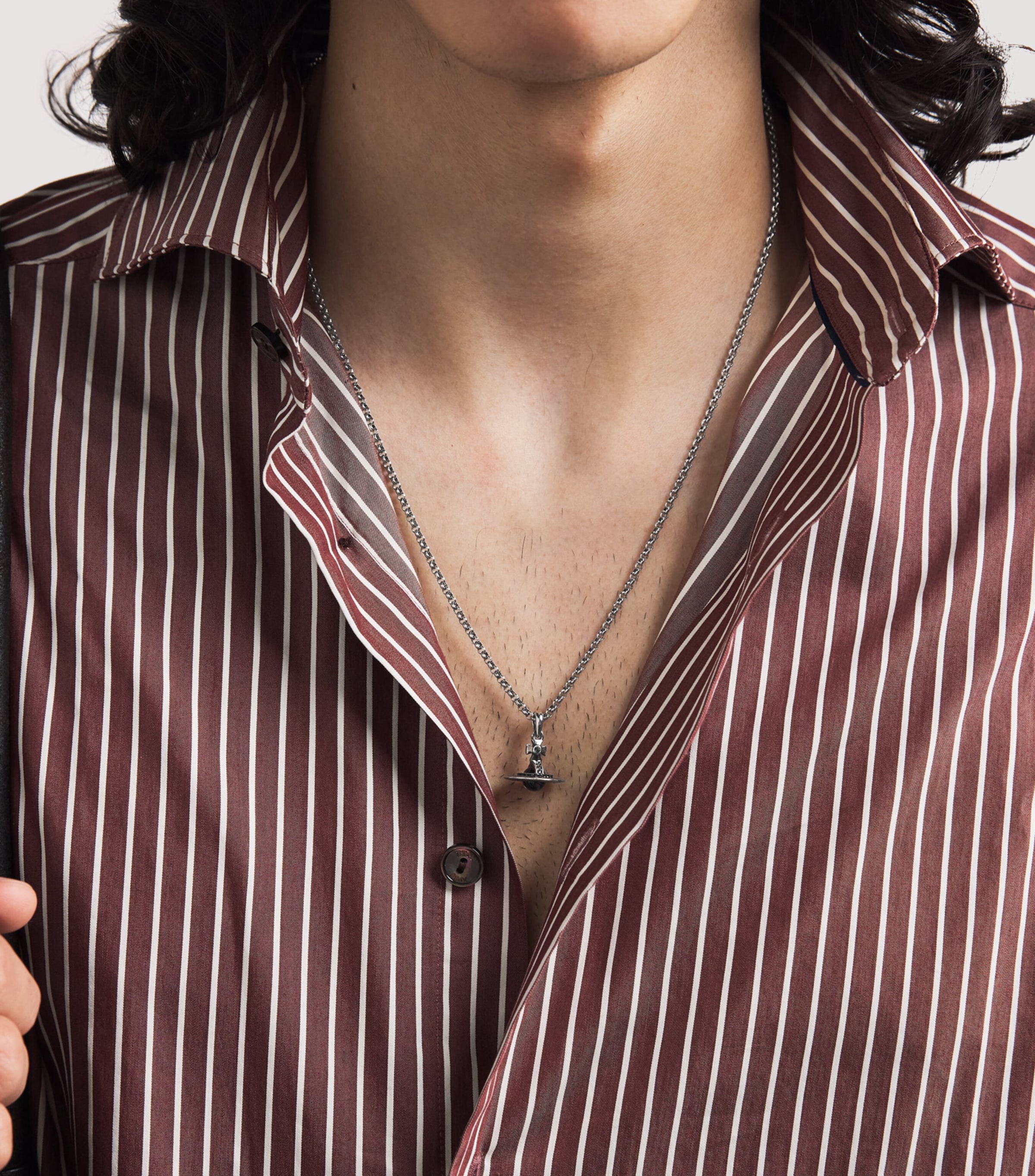 Petite Orb Pendant Necklace P581 PLATINUM Image 2