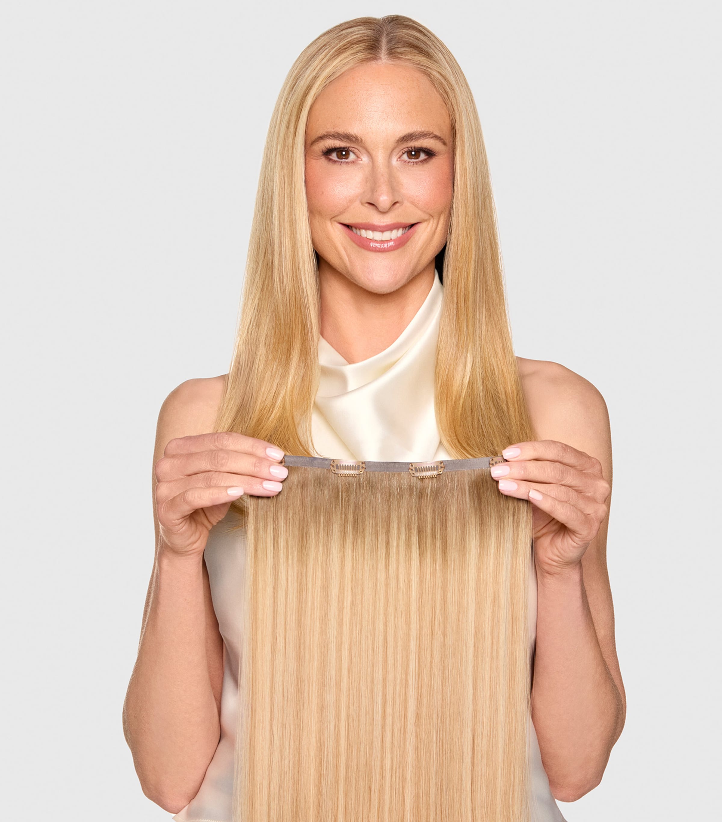 Beauty Works x Huda BARELY THERE Mix & Match Volumiser Clip-In Hair Extensions (18") DESERT DUNE Image 5