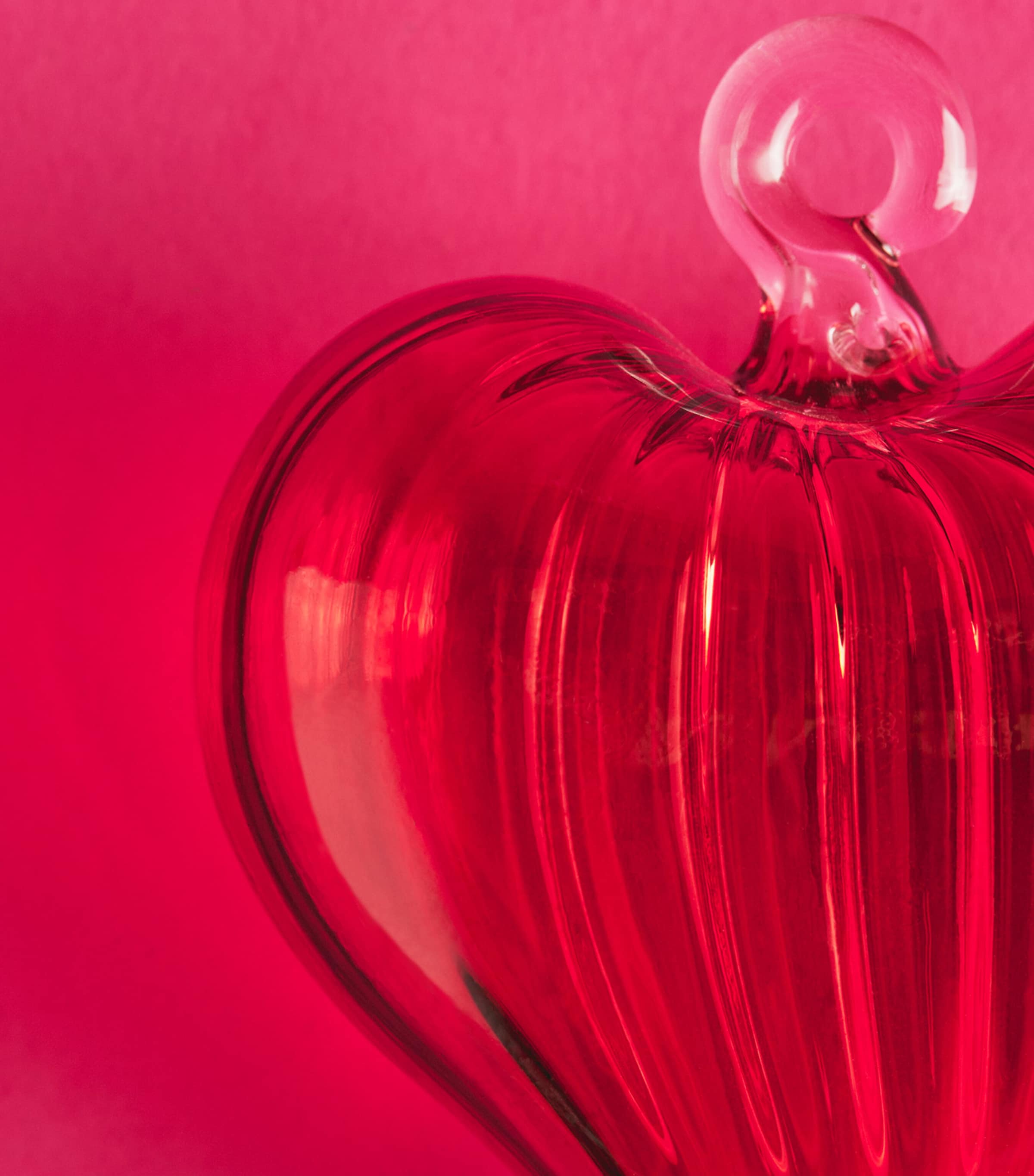 Artifactually Red Heart Tree Decoration Blood Red Image 2