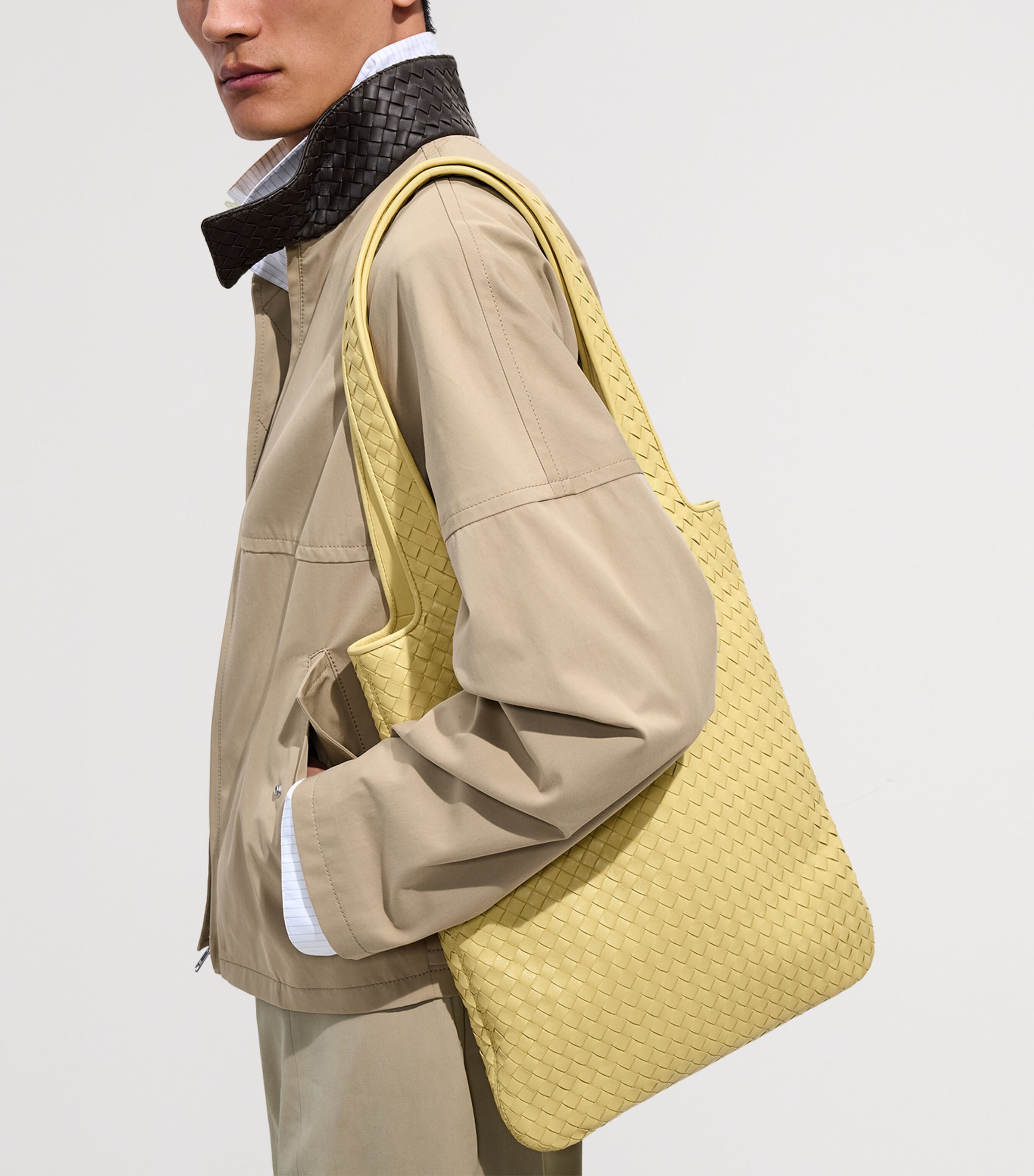Bottega Veneta Small Leather Veneto Tote Bag Image 2
