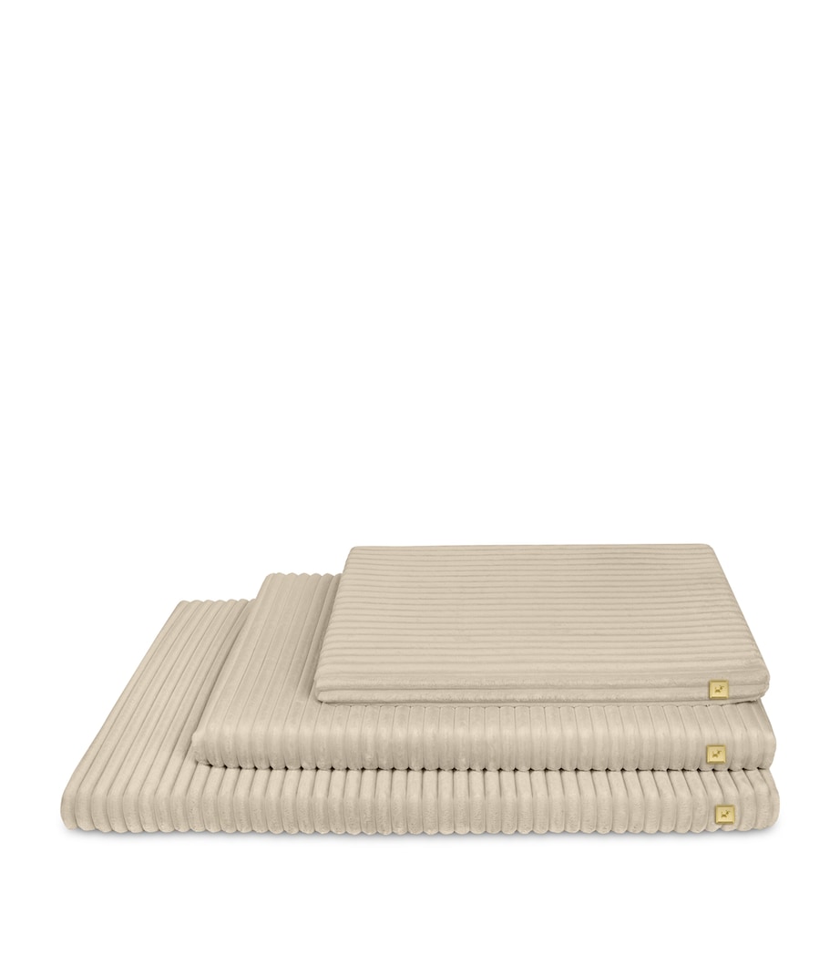 Medium Organic Orthopaedic Dog Mattress BEIGE Image 4