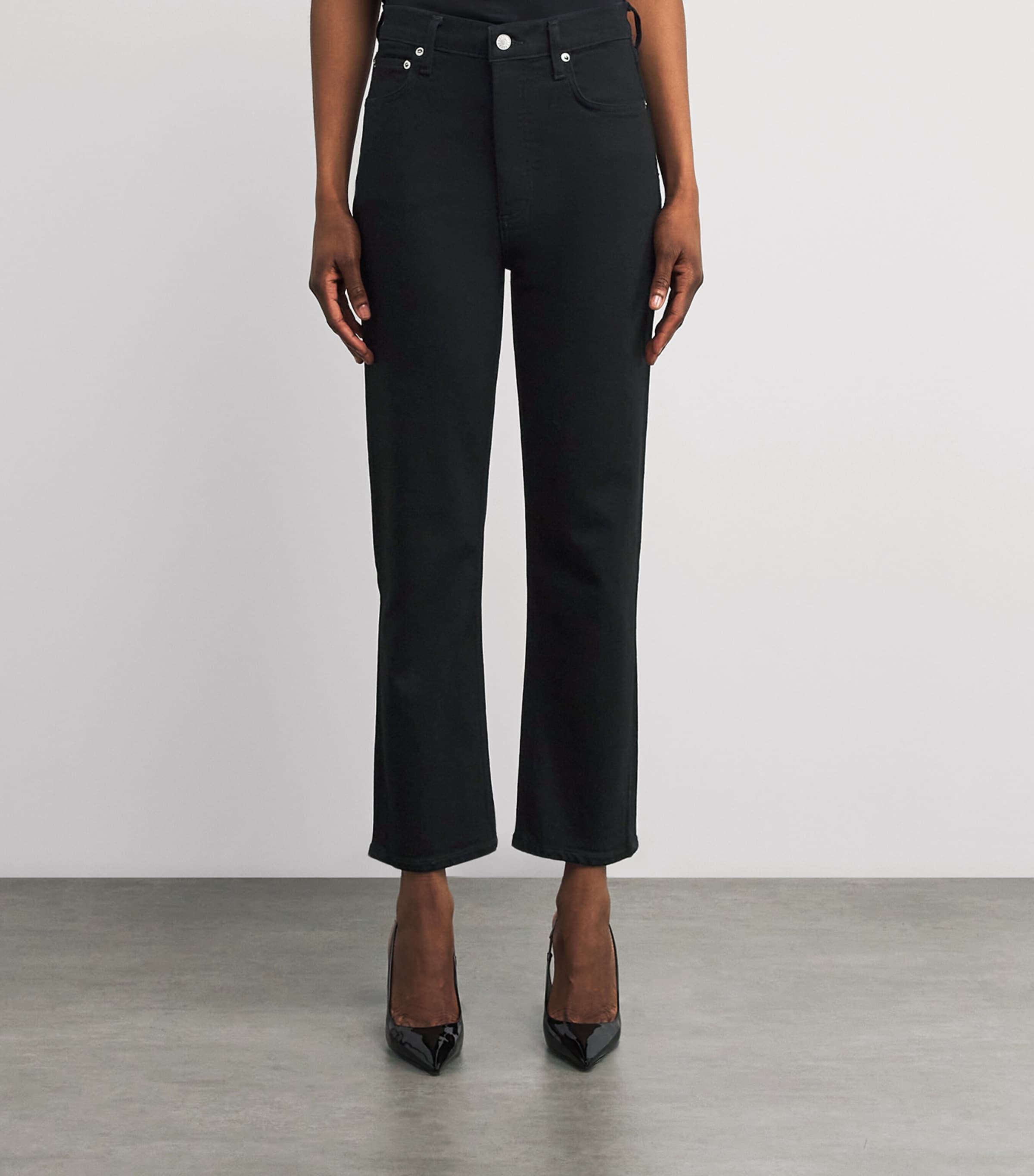 '90s Pinch Waist Cropped Jeans COVR Image 3