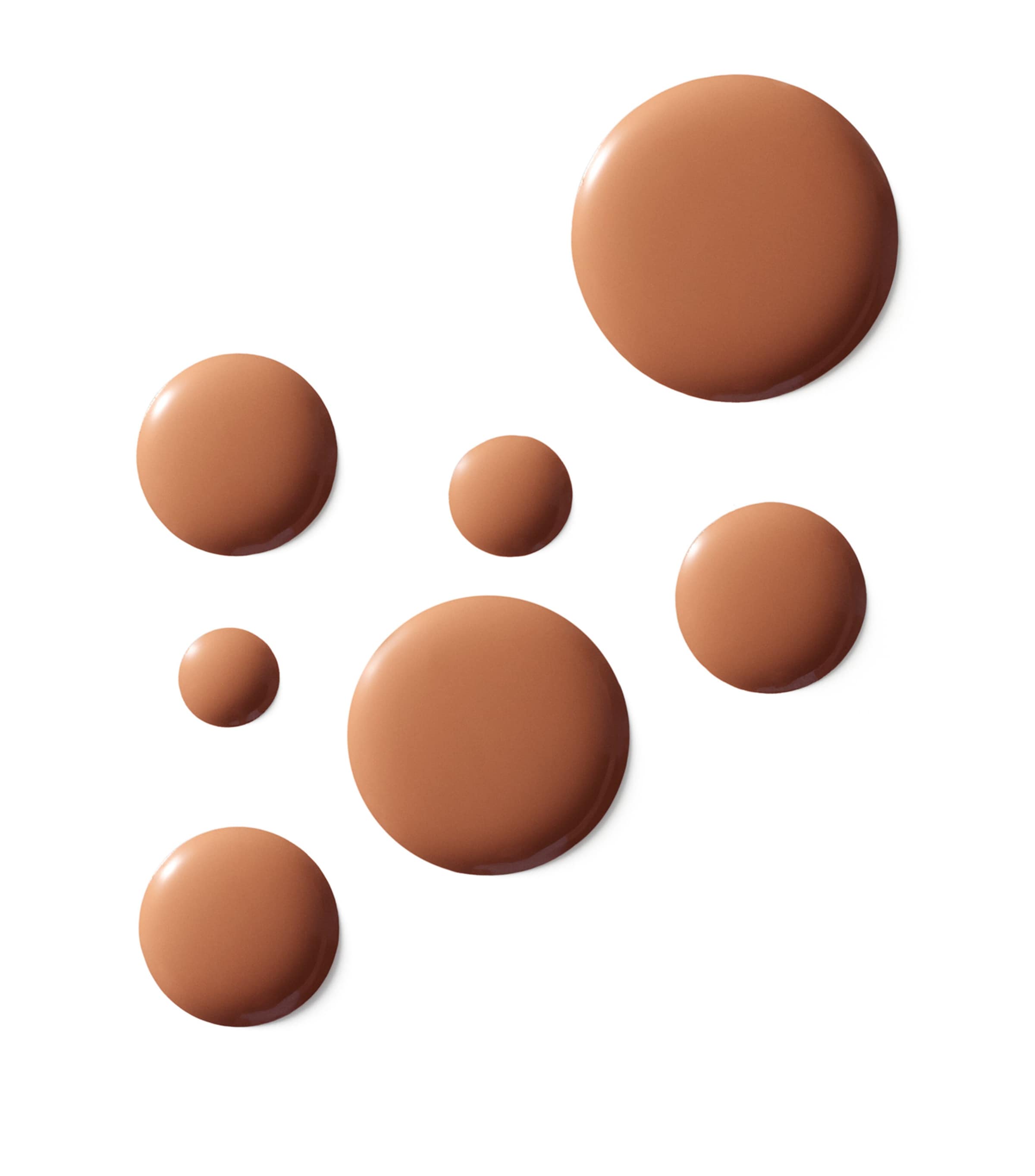 Victoria Beckham Beauty The Foundation Drops Medium Dark Image 3