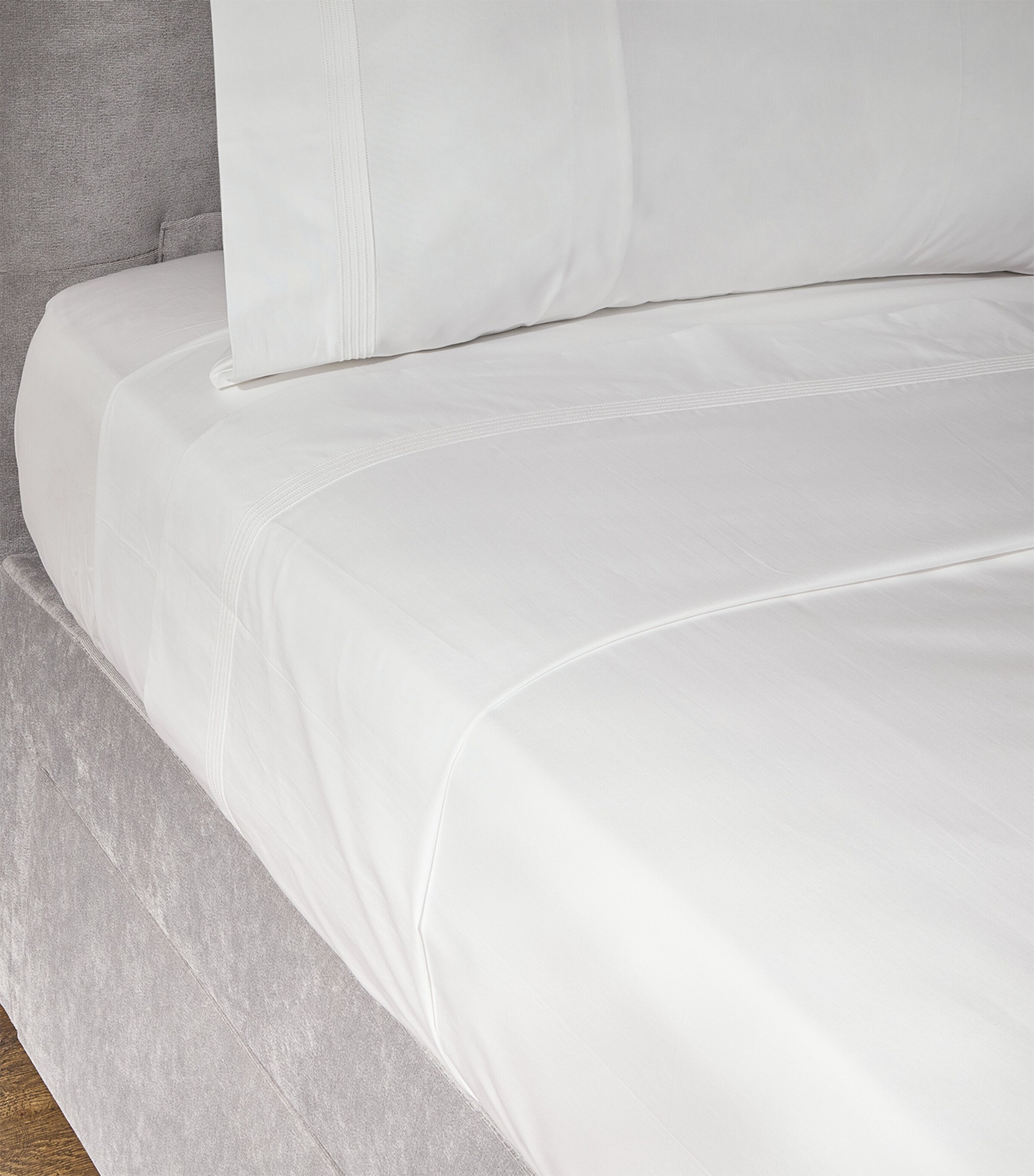 Peter Reed Barley King Fitted Sheet (150cm x 200cm) White Image 4