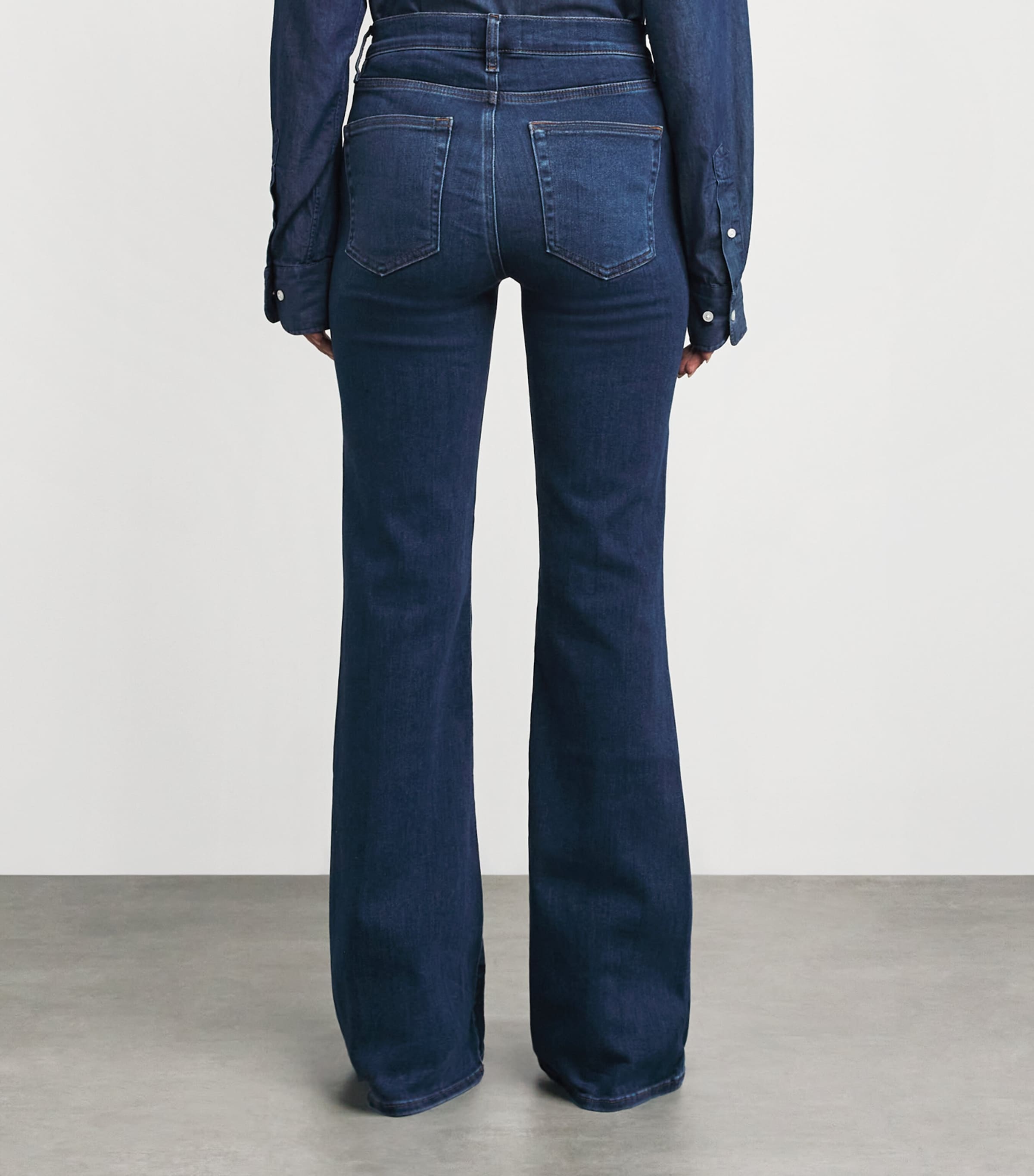 The Icon Flared Jeans CELEBRITY Image 4