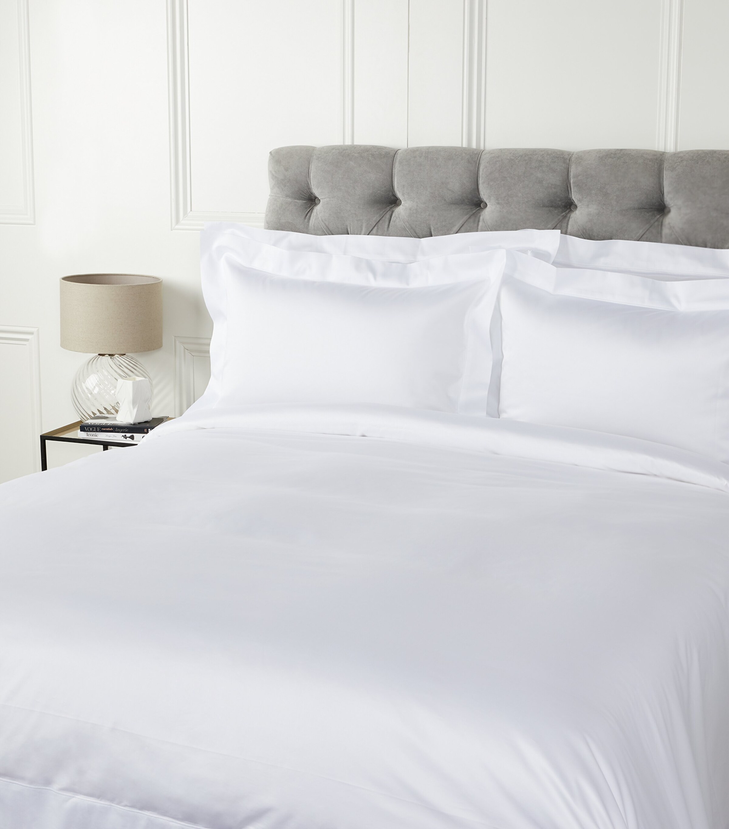 Celso De Lemos Bourdon Super King Duvet Cover (260cm x 220cm) White Image 2