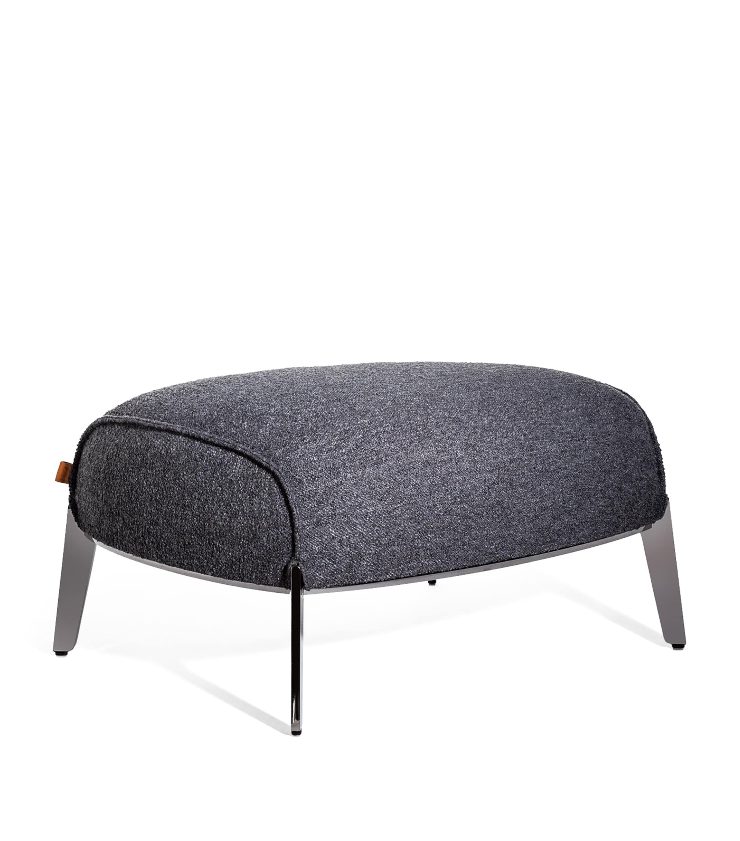 Poltrona Frau Archibald Gran Comfort Pouf