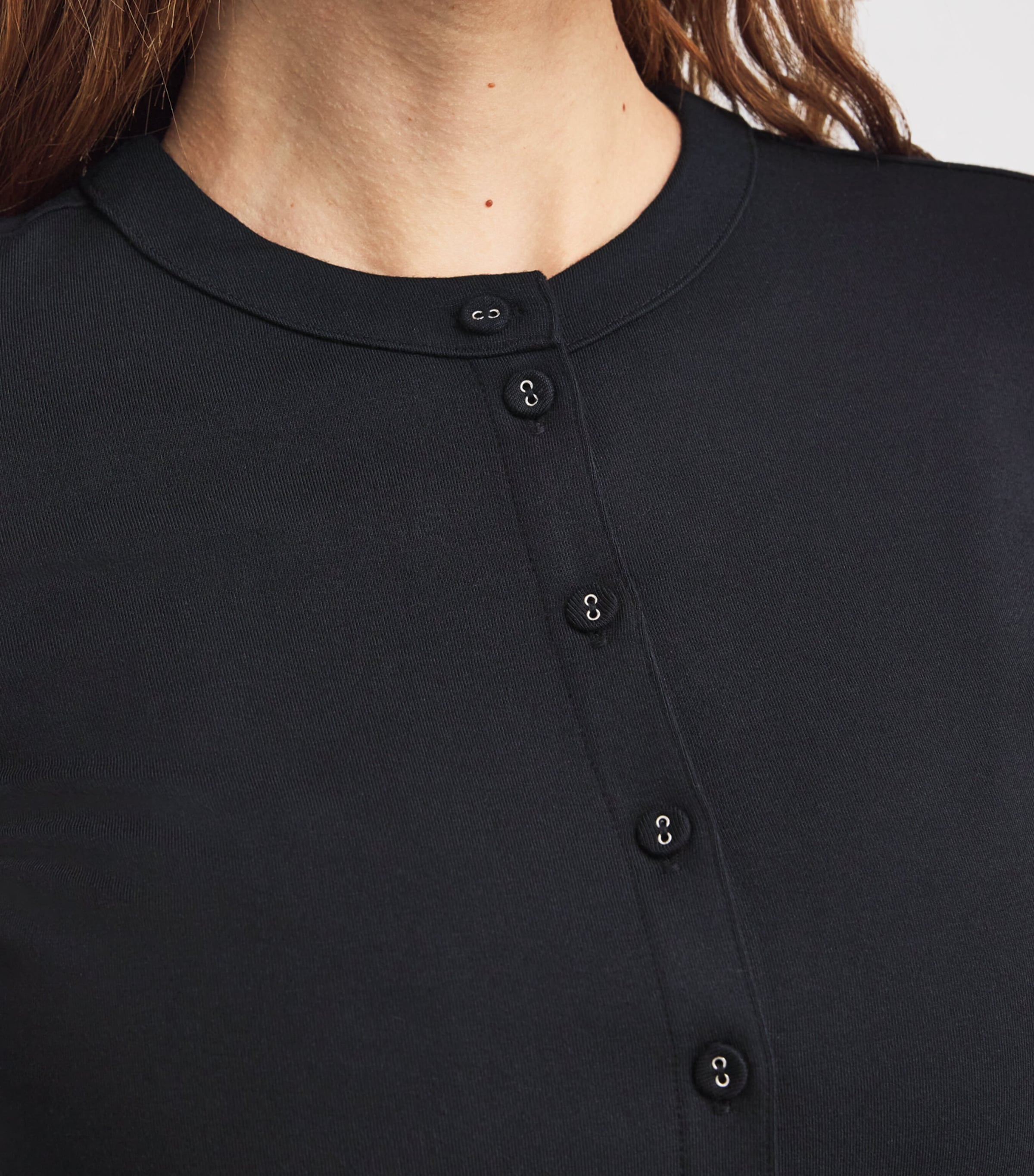 Smooth Lounge Cropped Cardigan OBSIDIAN Image 6