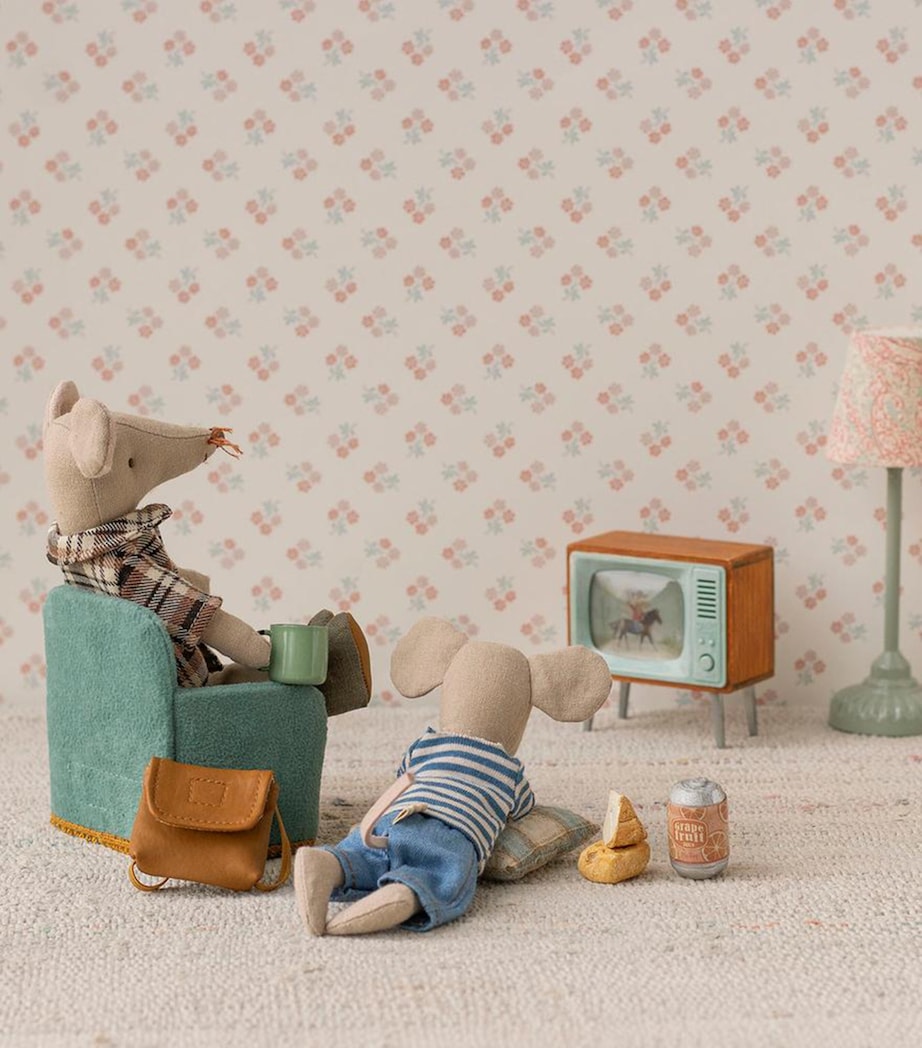 Maileg Mouse House Television Image 3