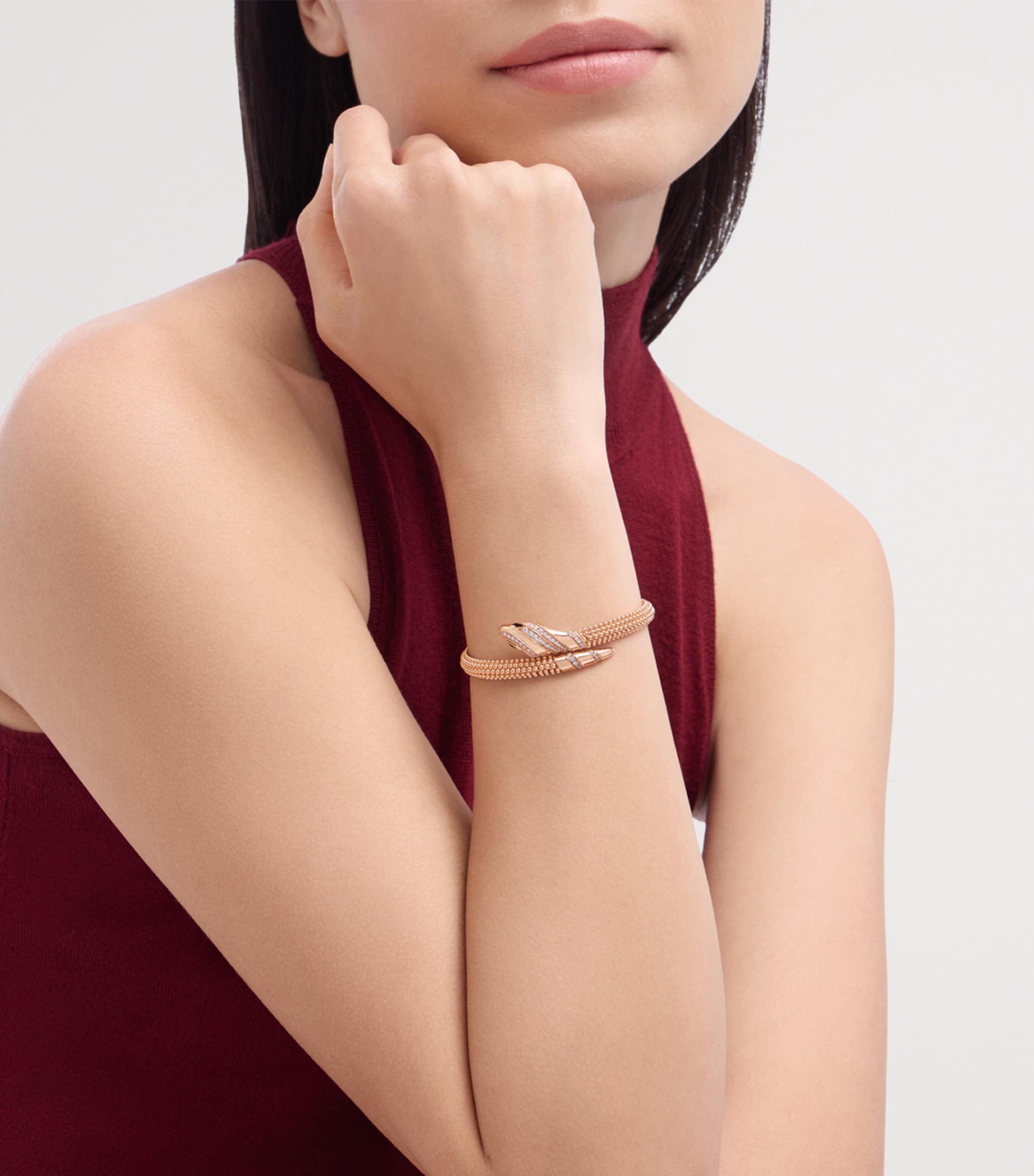 Bvlgari Yellow Gold and Diamond Serpenti Bracelet Gold Image 5