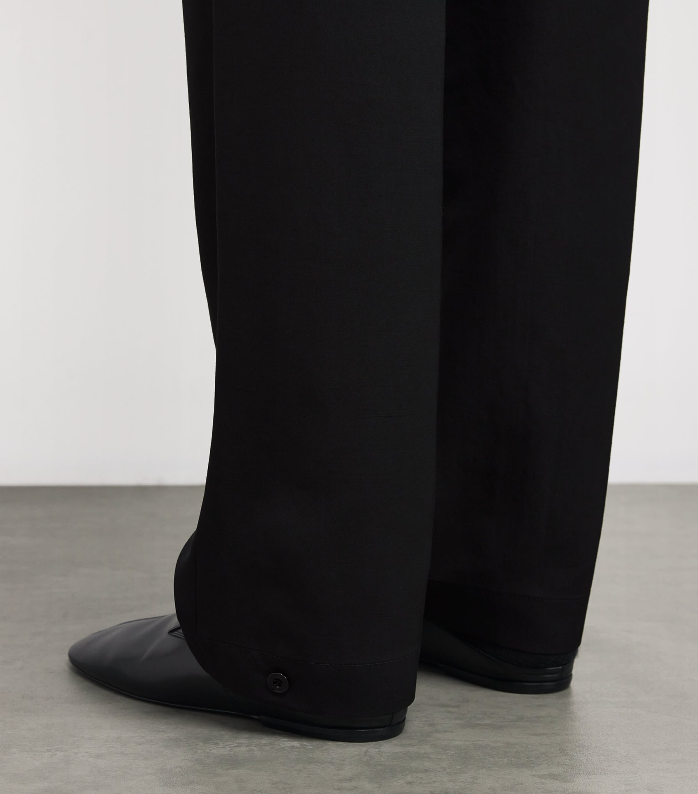 Wool-Blend Drawstring Pleated Trousers BK999/BLACK Image 6