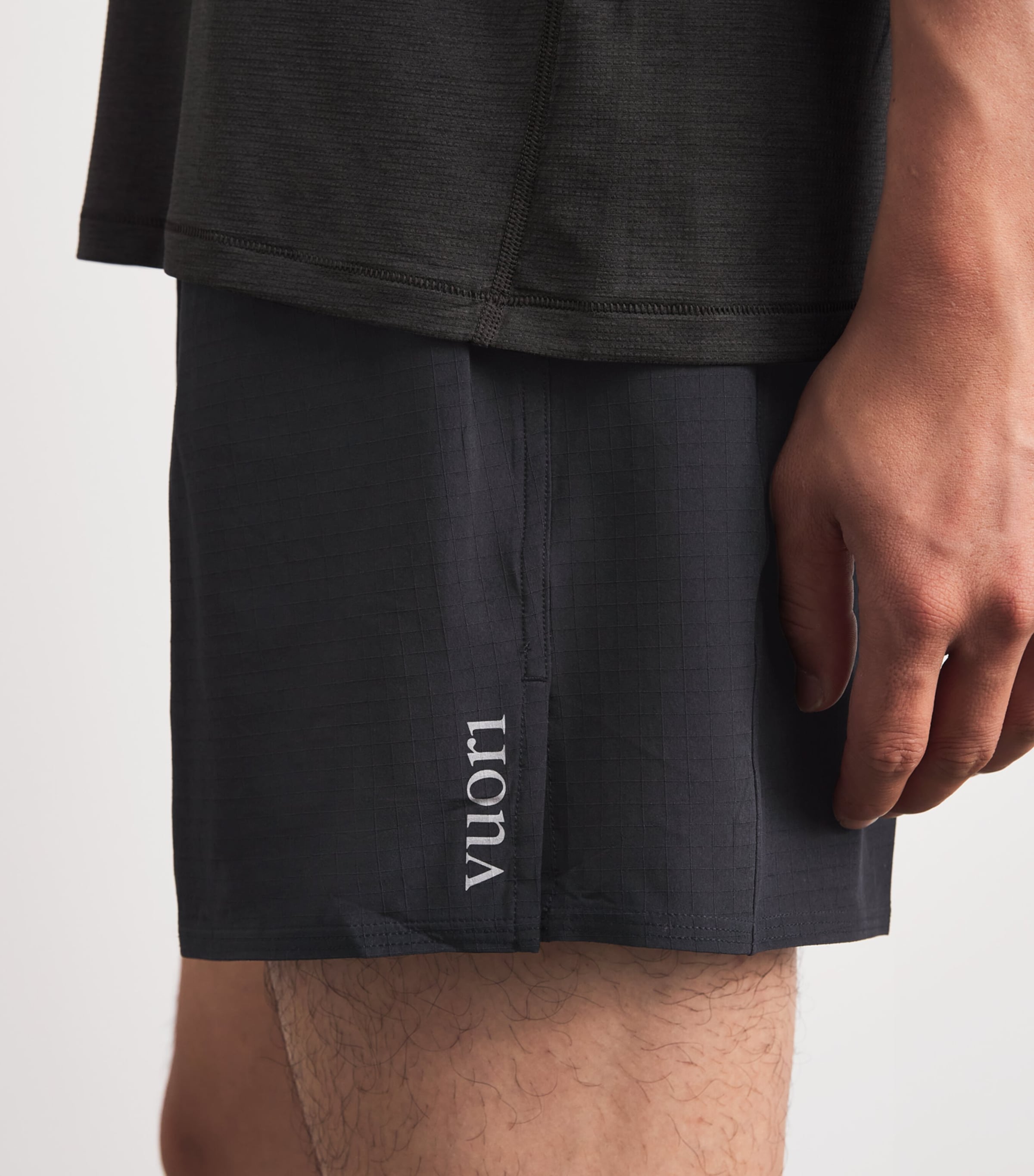 VUORI Mens 5’’ Lined Terrain Shorts Blk Black Image 3