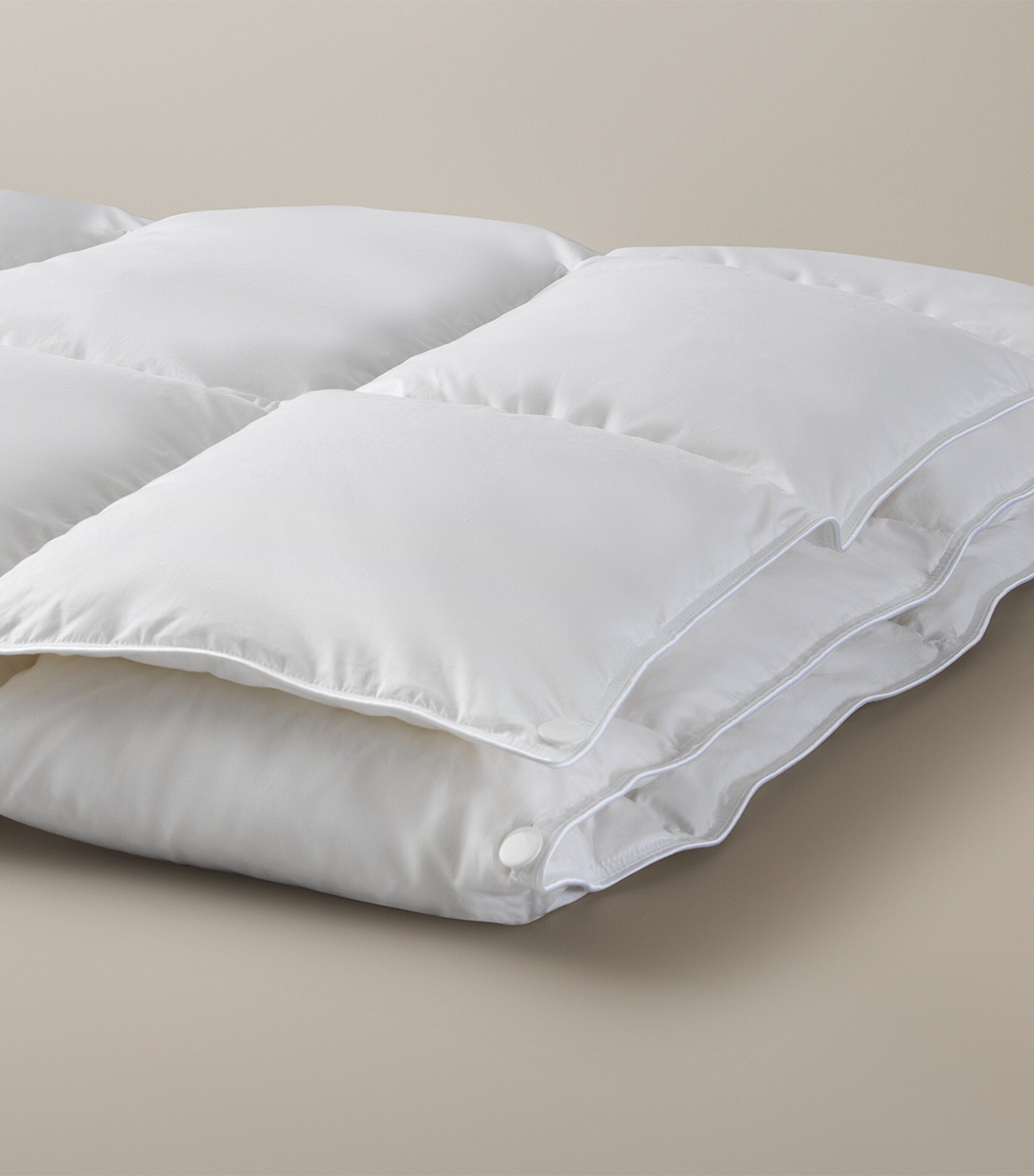 King Siberian Goose Down Duvet (7.5 Tog) WHITE Image 2
