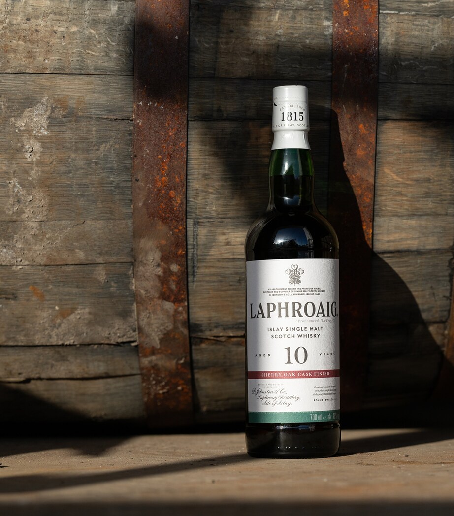 Laphroaig 10-Year-Old Sherry Oak Scotch Whisky (70cl) Image 6